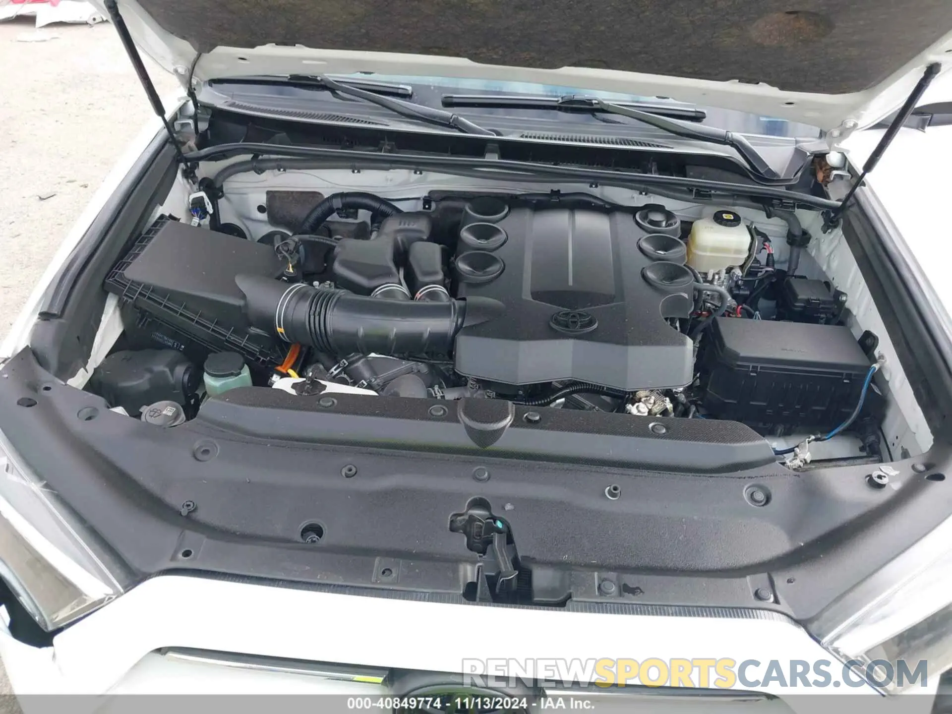 10 Фотография поврежденного автомобиля JTENU5JR7M5877853 TOYOTA 4RUNNER 2021
