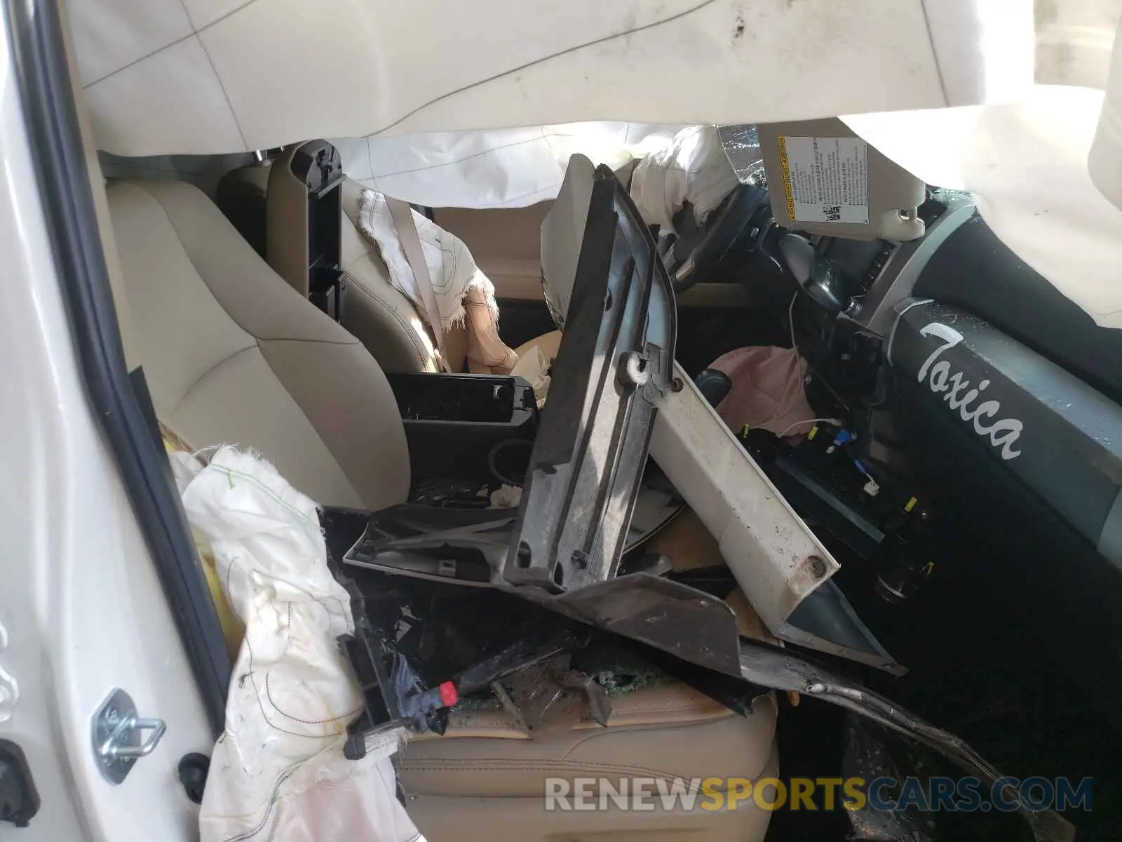 5 Photograph of a damaged car JTENU5JR8M5877599 TOYOTA 4RUNNER 2021