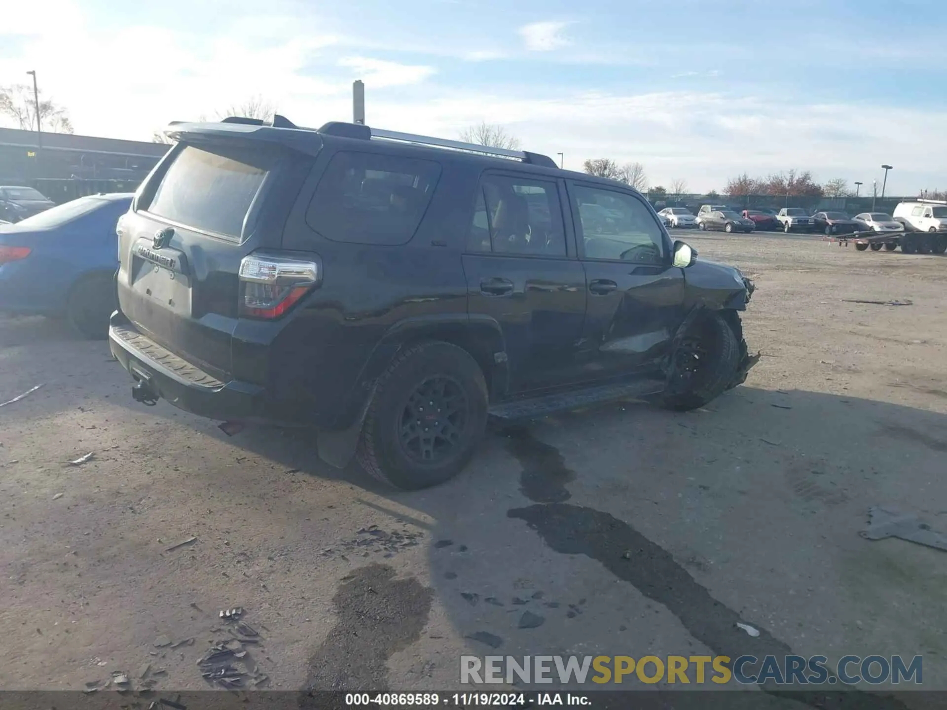 4 Photograph of a damaged car JTENU5JR8M5908270 TOYOTA 4RUNNER 2021