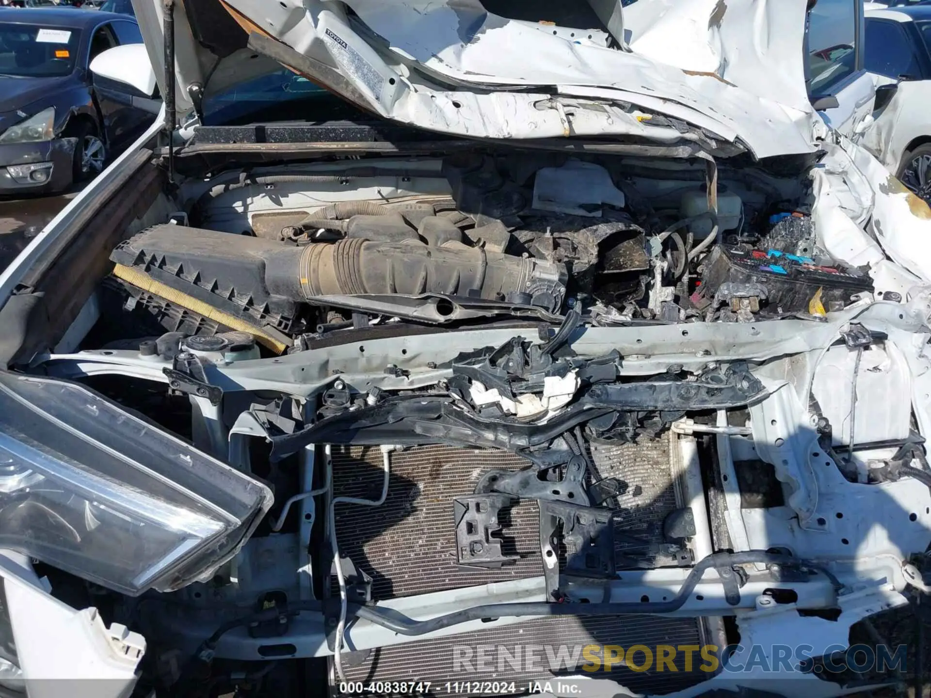 10 Photograph of a damaged car JTEPU5JR1M5853363 TOYOTA 4RUNNER 2021