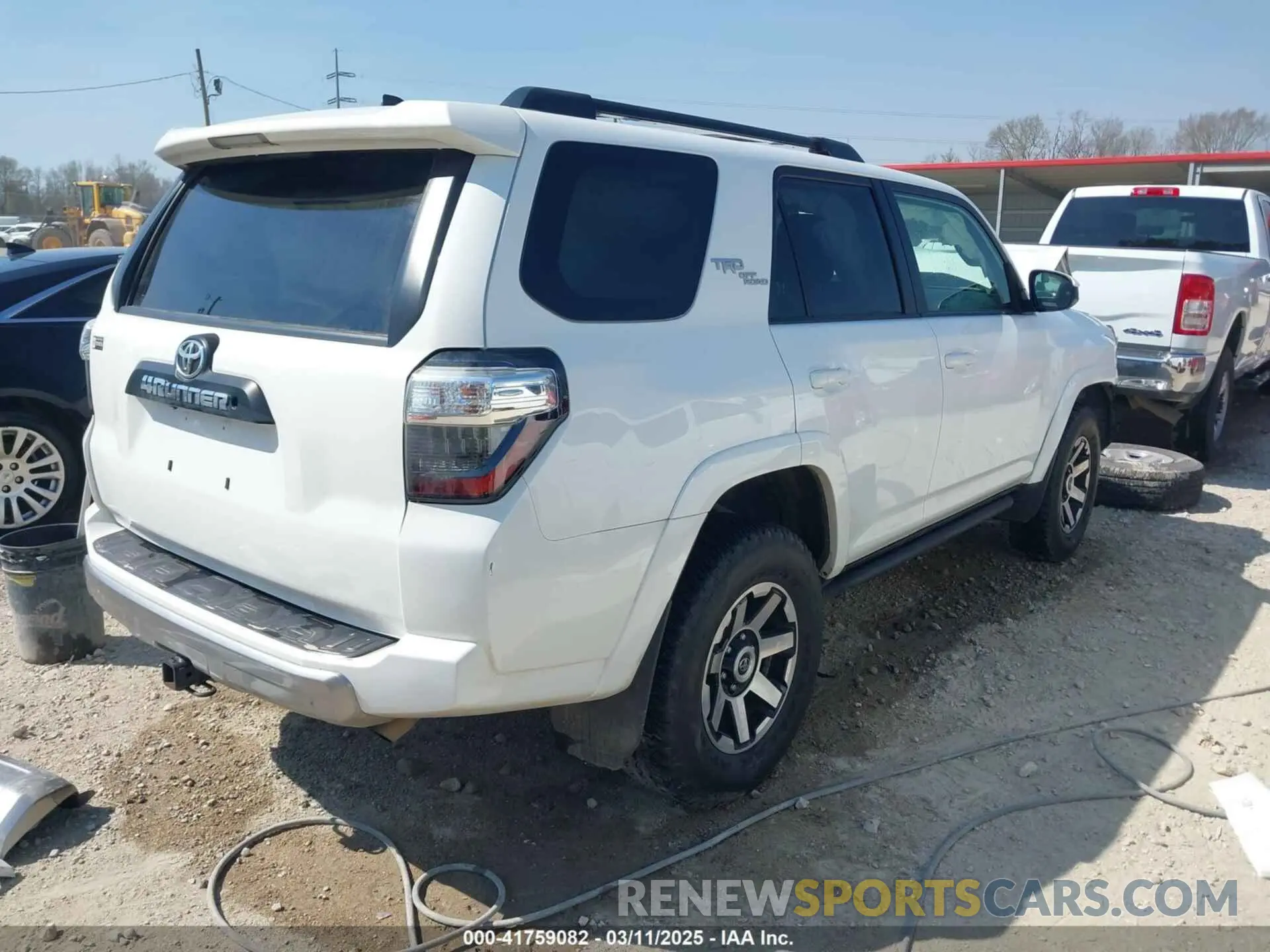 4 Фотография поврежденного автомобиля JTEPU5JR4M5838551 TOYOTA 4RUNNER 2021