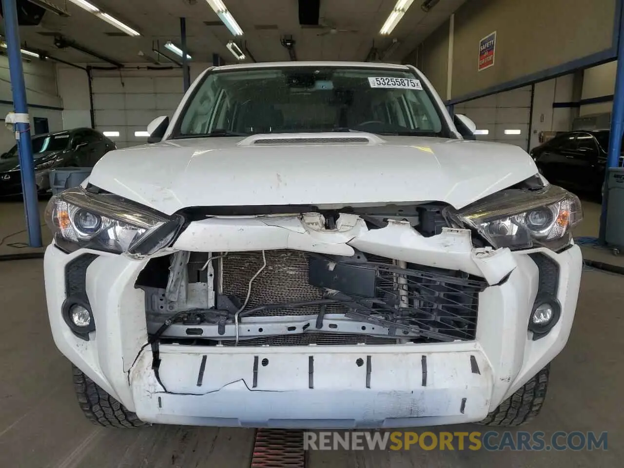 5 Photograph of a damaged car JTEPU5JR4M5867497 TOYOTA 4RUNNER 2021