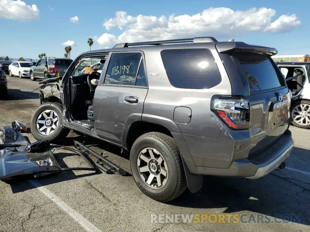 3 Фотография поврежденного автомобиля JTEPU5JR4M5966773 TOYOTA 4RUNNER 2021