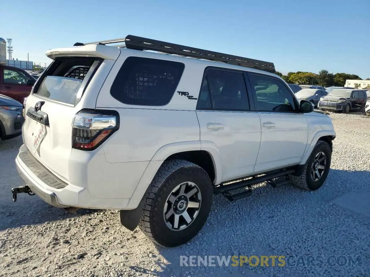 3 Фотография поврежденного автомобиля JTEPU5JR6M5864259 TOYOTA 4RUNNER 2021