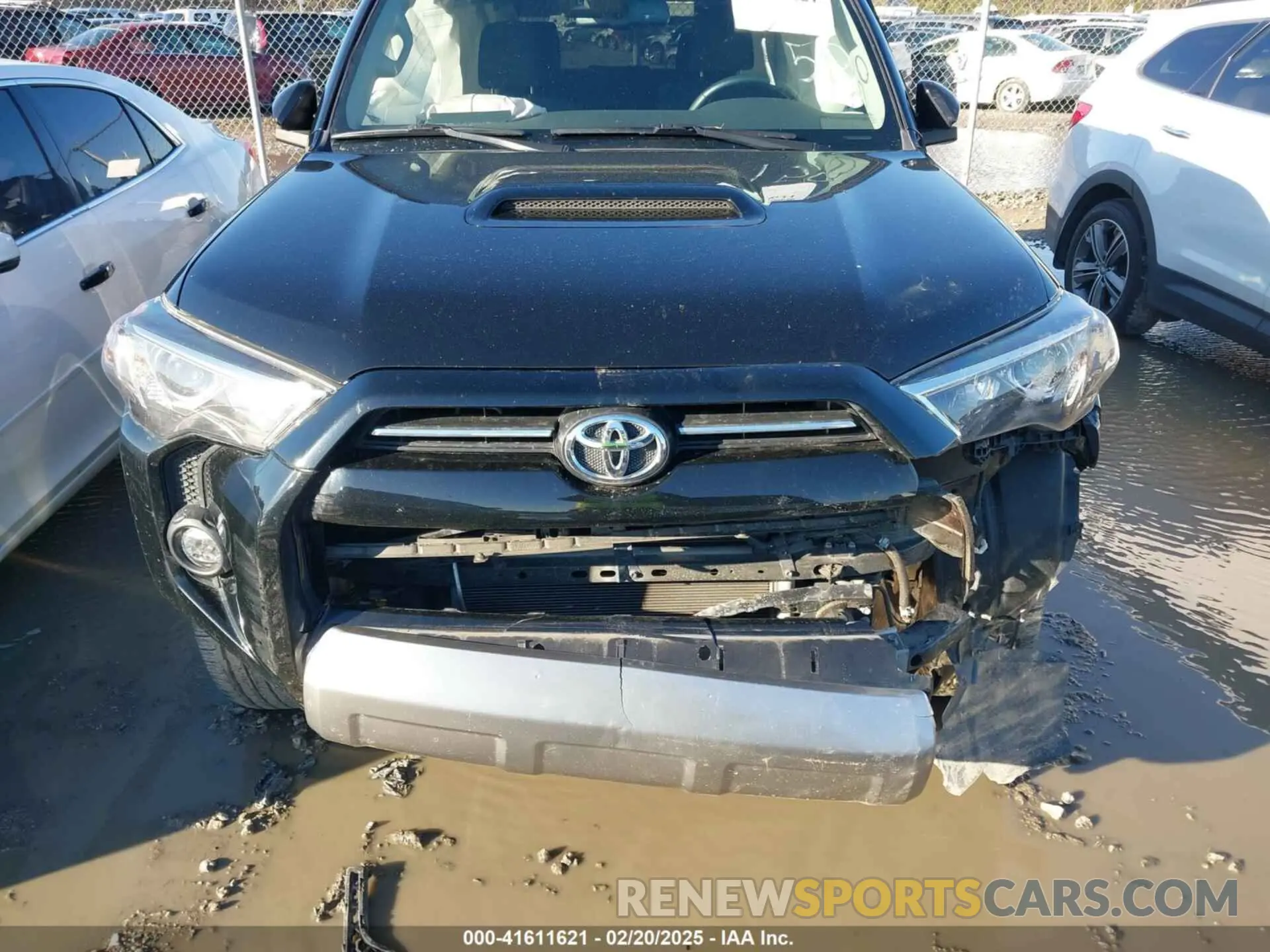 12 Photograph of a damaged car JTEPU5JR7M5949580 TOYOTA 4RUNNER 2021