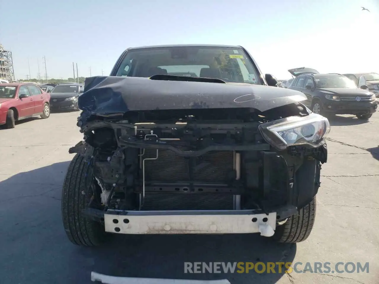 5 Photograph of a damaged car JTEPU5JR8M5905765 TOYOTA 4RUNNER 2021