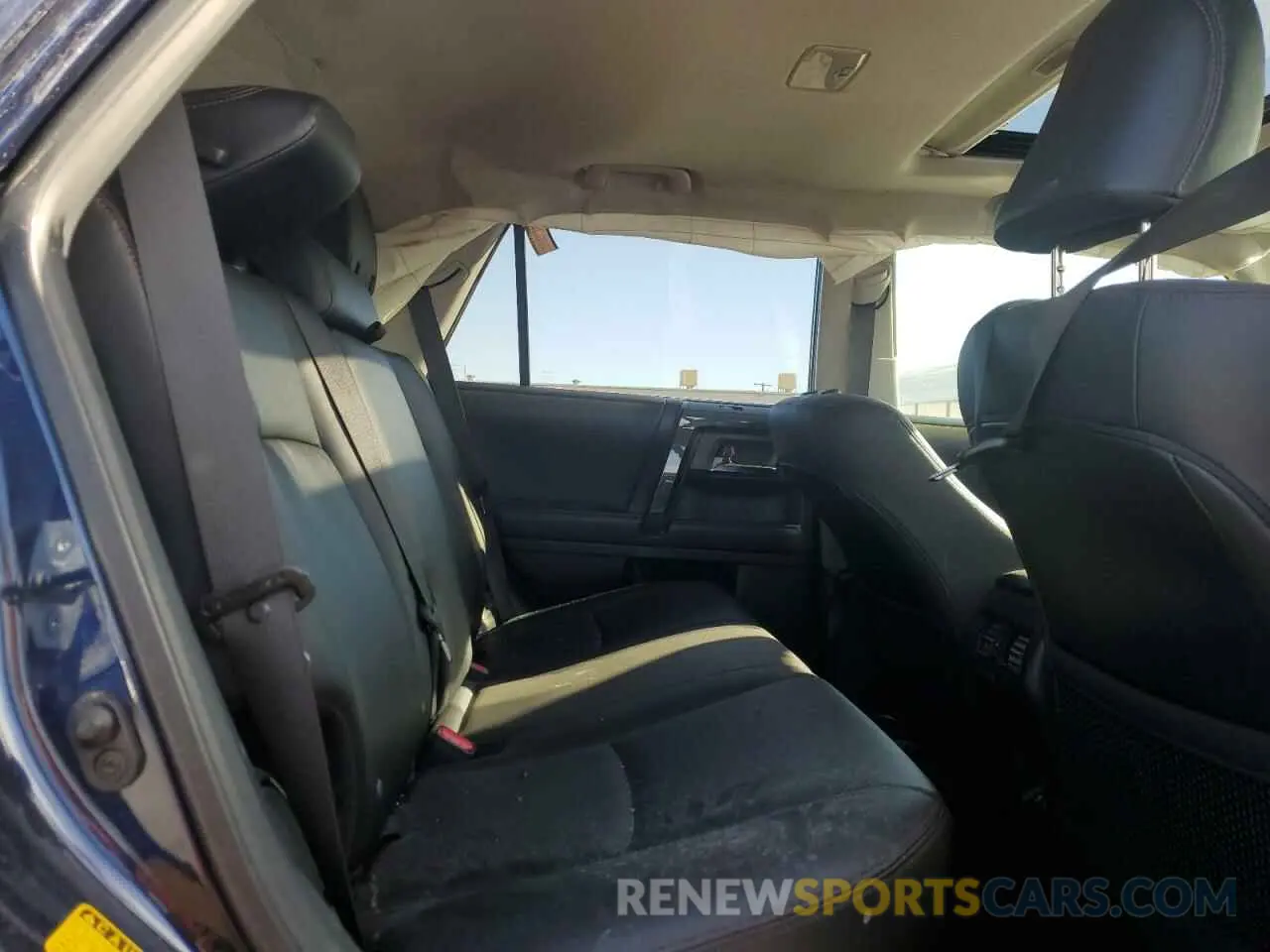11 Фотография поврежденного автомобиля JTERU5JR1M5845692 TOYOTA 4RUNNER 2021