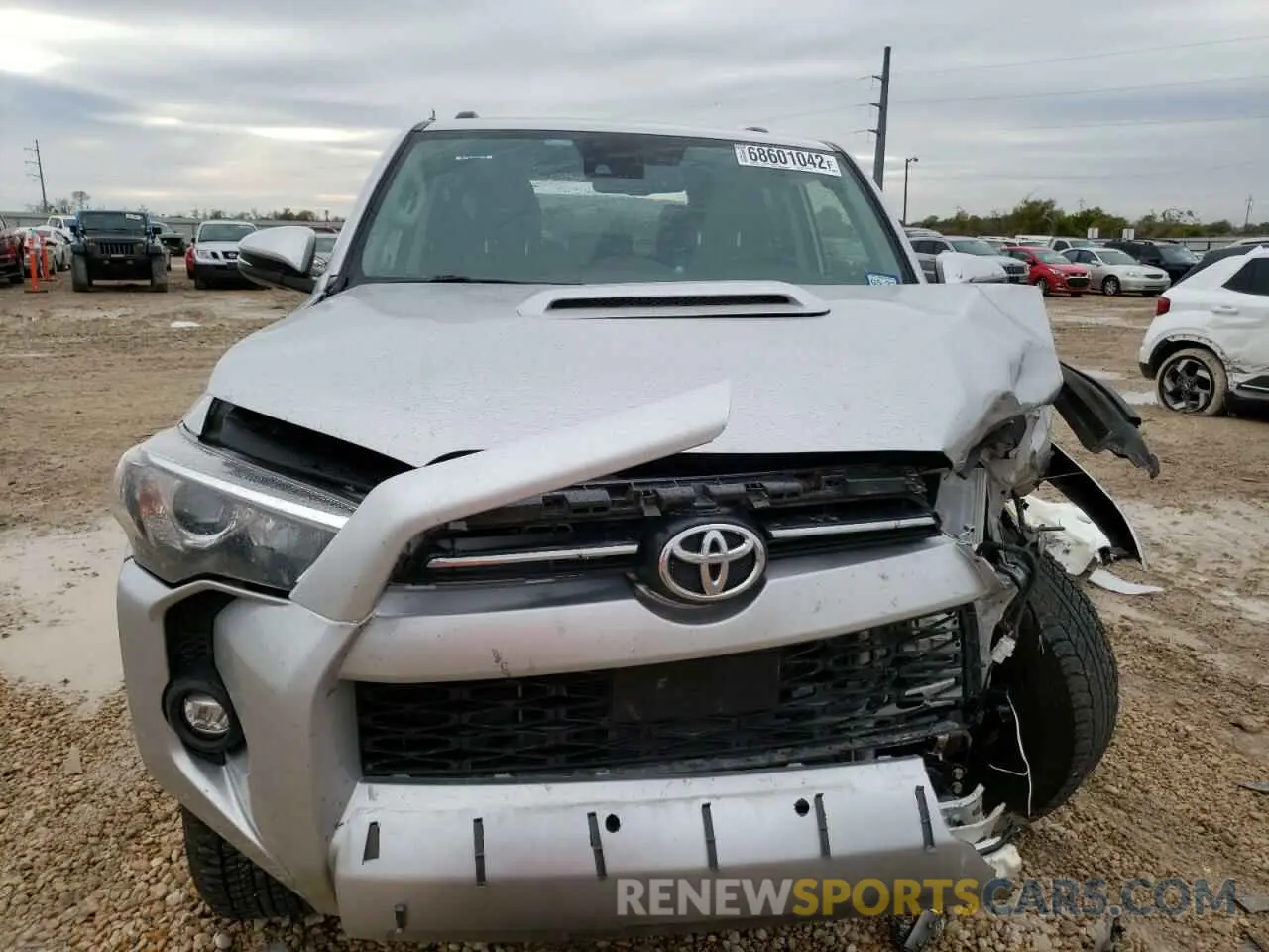 5 Photograph of a damaged car JTERU5JR2M5926877 TOYOTA 4RUNNER 2021