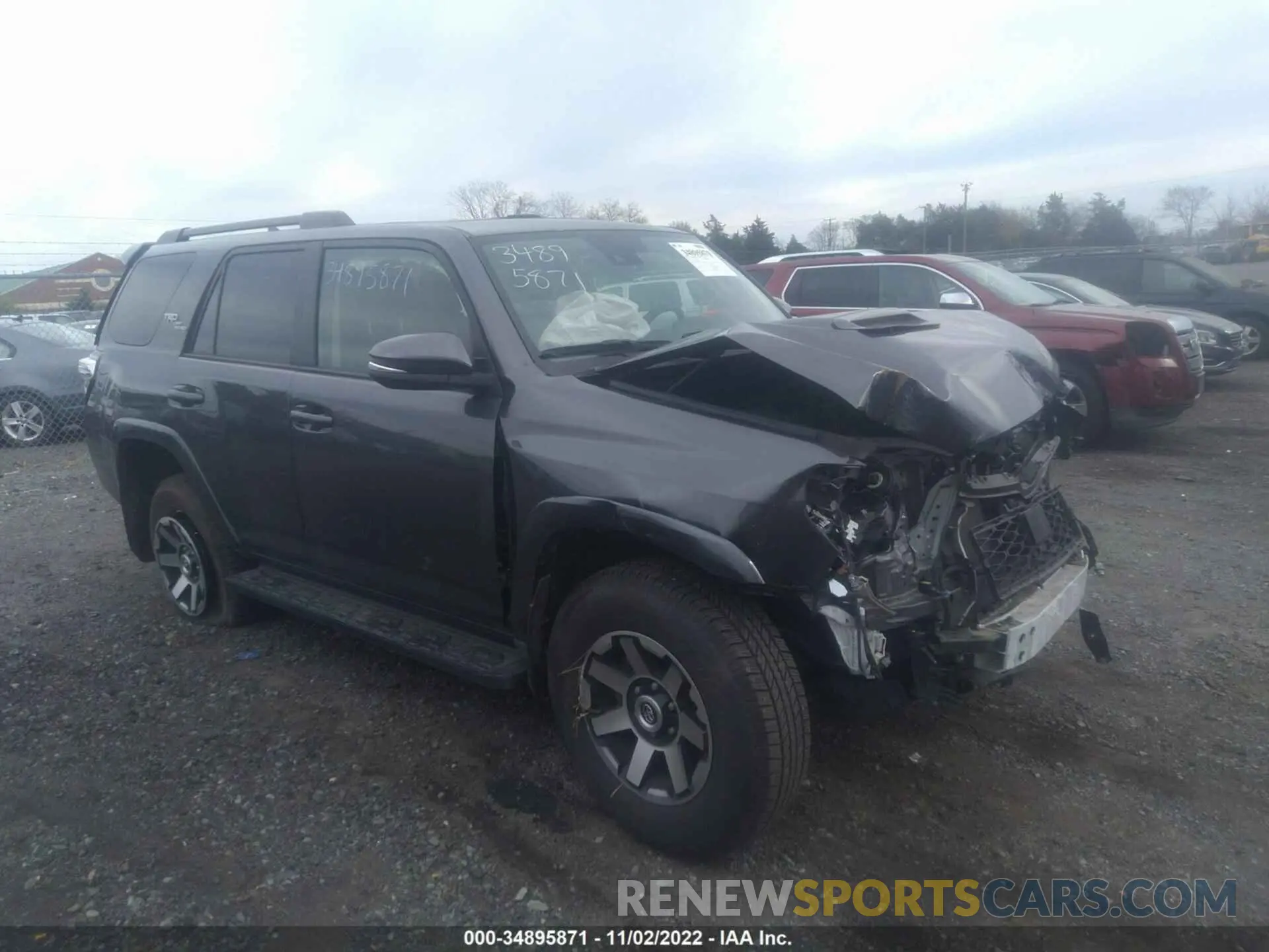 1 Photograph of a damaged car JTERU5JR3M5858850 TOYOTA 4RUNNER 2021