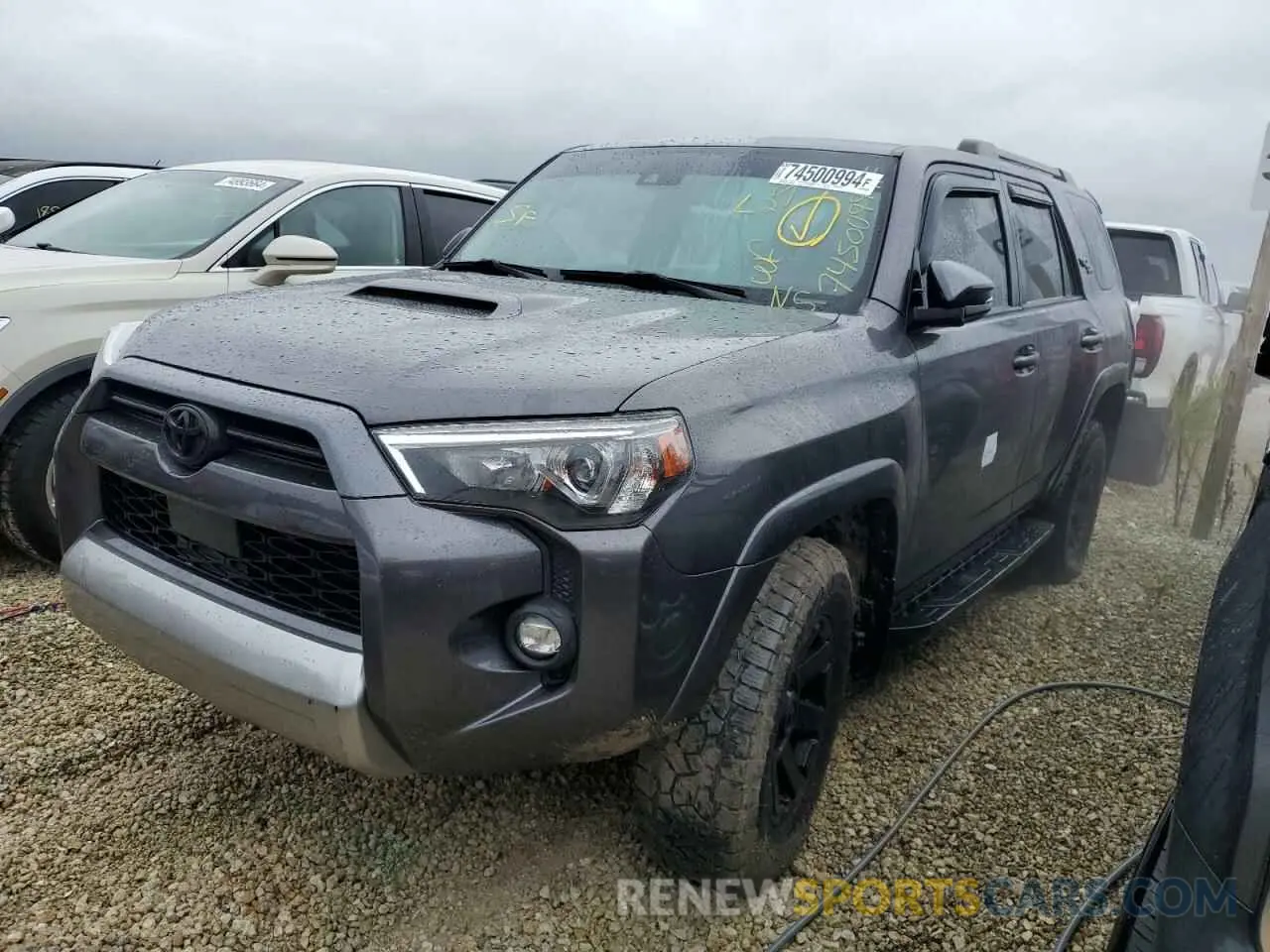 1 Photograph of a damaged car JTERU5JR3M5873140 TOYOTA 4RUNNER 2021