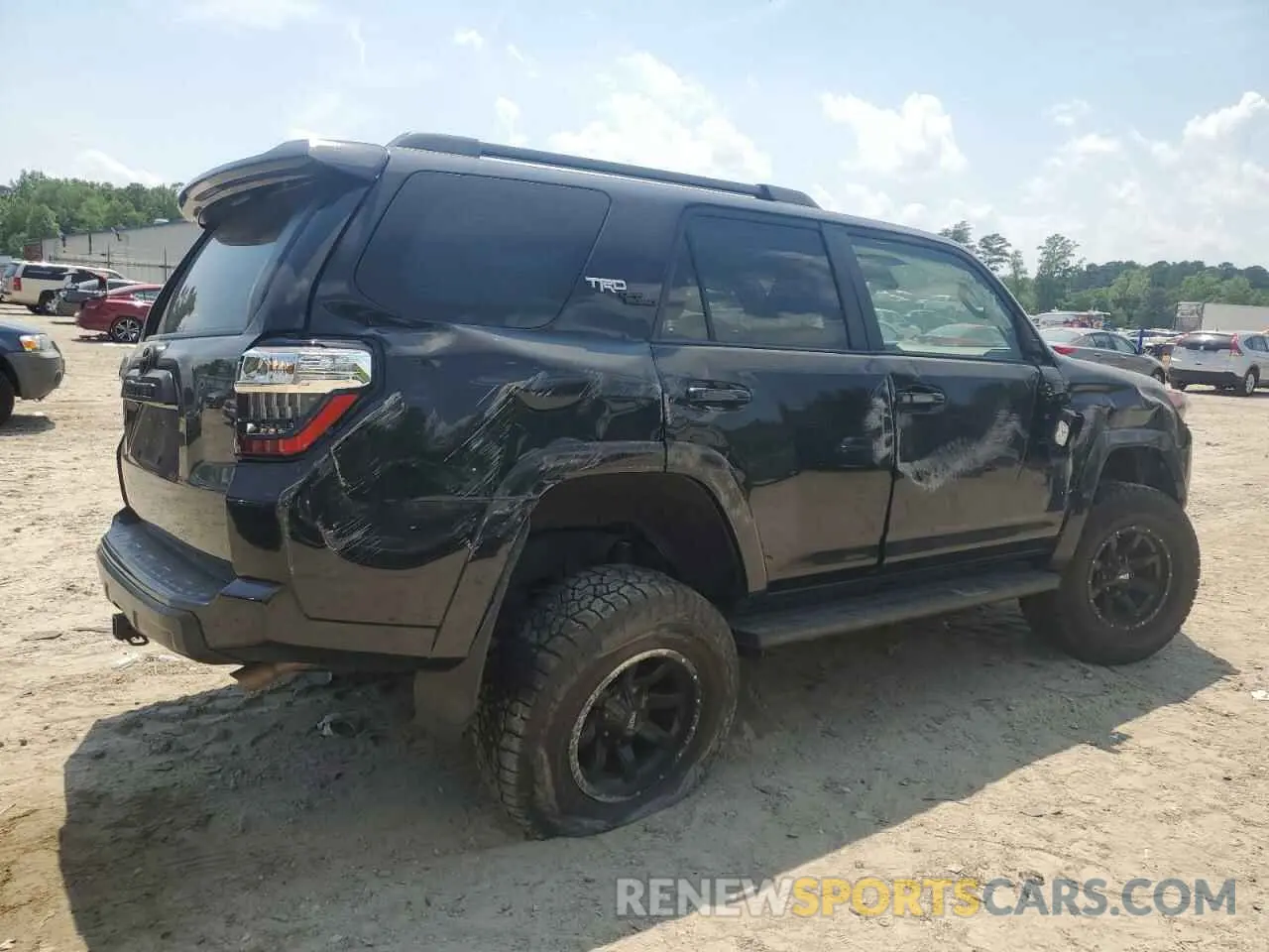 3 Фотография поврежденного автомобиля JTERU5JR3M5915631 TOYOTA 4RUNNER 2021
