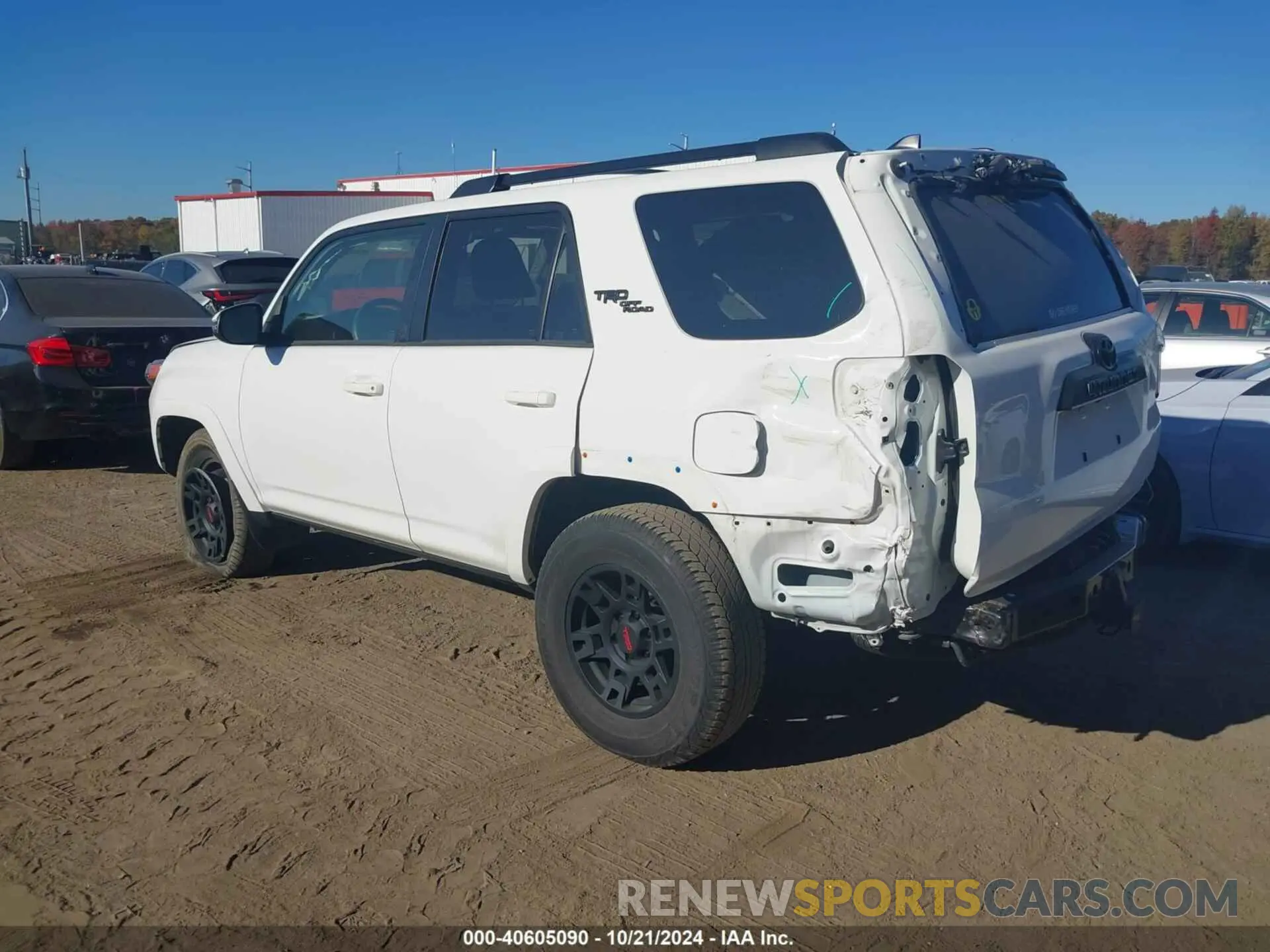 3 Photograph of a damaged car JTERU5JR4M5961095 TOYOTA 4RUNNER 2021
