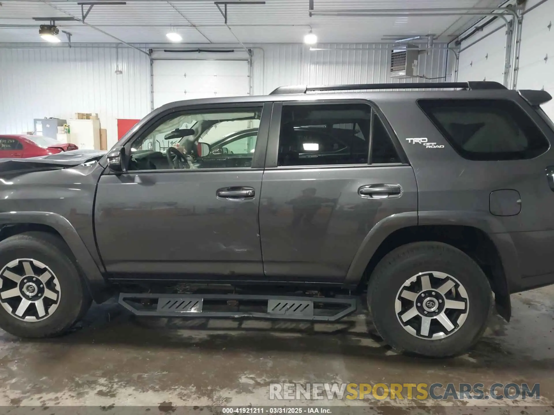 15 Фотография поврежденного автомобиля JTERU5JR6M5892569 TOYOTA 4RUNNER 2021