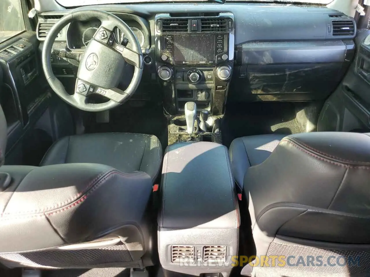 8 Photograph of a damaged car JTERU5JR7M5900159 TOYOTA 4RUNNER 2021