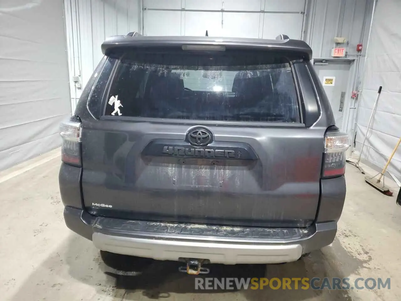 6 Фотография поврежденного автомобиля JTERU5JR7M5911940 TOYOTA 4RUNNER 2021