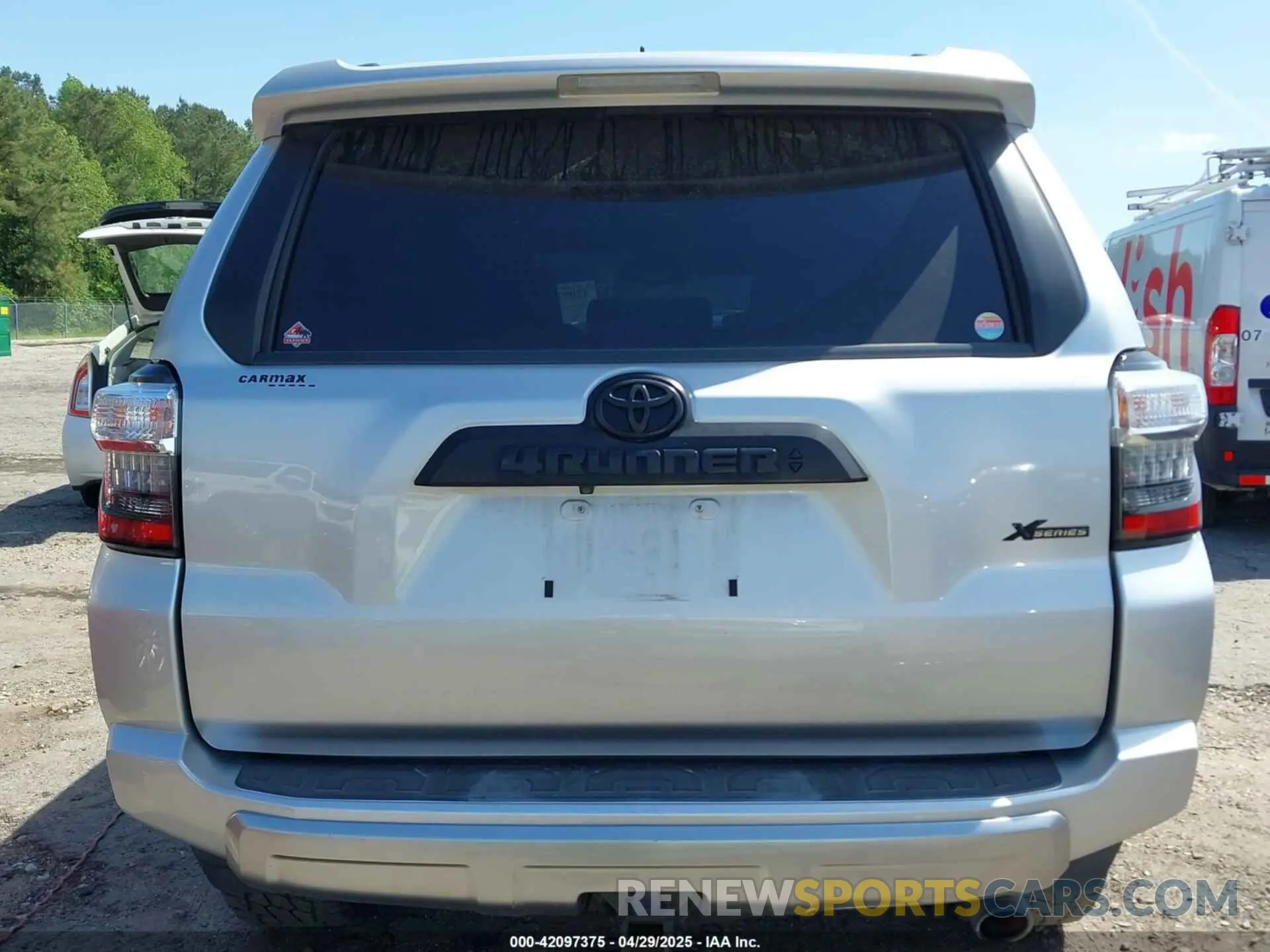 17 Фотография поврежденного автомобиля JTERU5JRXM5964177 TOYOTA 4RUNNER 2021