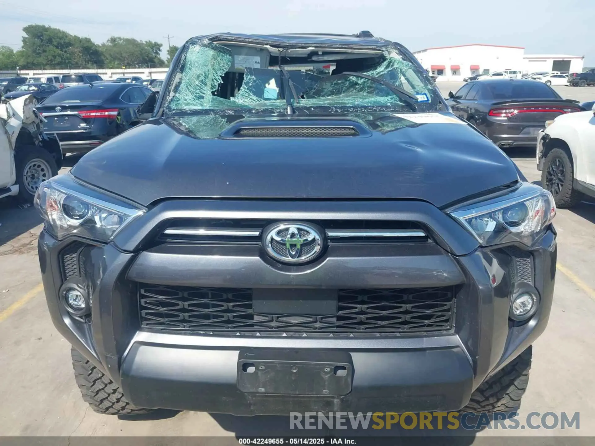6 Photograph of a damaged car JTERU5JRXM5970786 TOYOTA 4RUNNER 2021