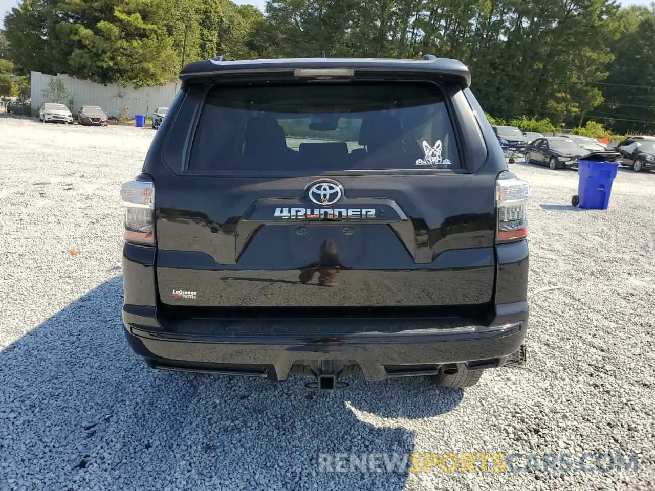6 Photograph of a damaged car JTEAU5JR7N5264857 TOYOTA 4RUNNER 2022
