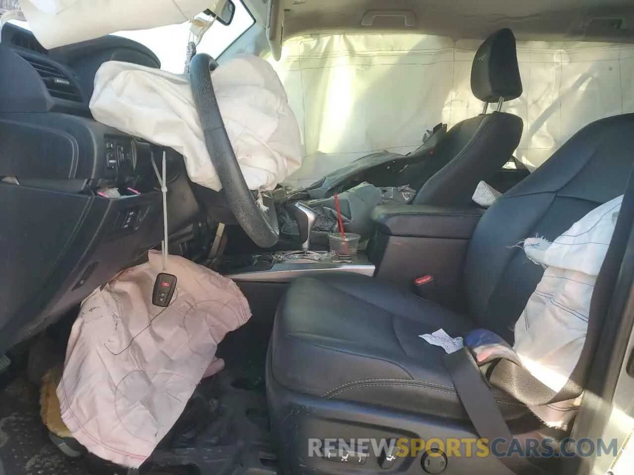 7 Photograph of a damaged car JTEAU5JR9N5273463 TOYOTA 4RUNNER 2022