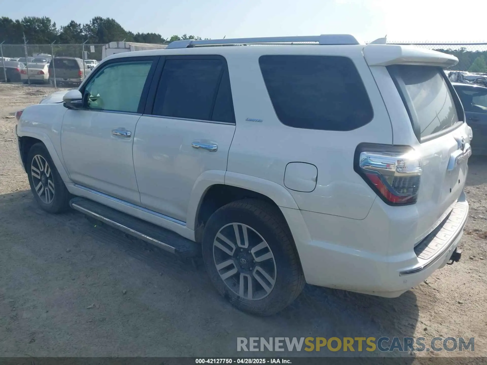 3 Photograph of a damaged car JTEDU5JR7N5263642 TOYOTA 4RUNNER 2022