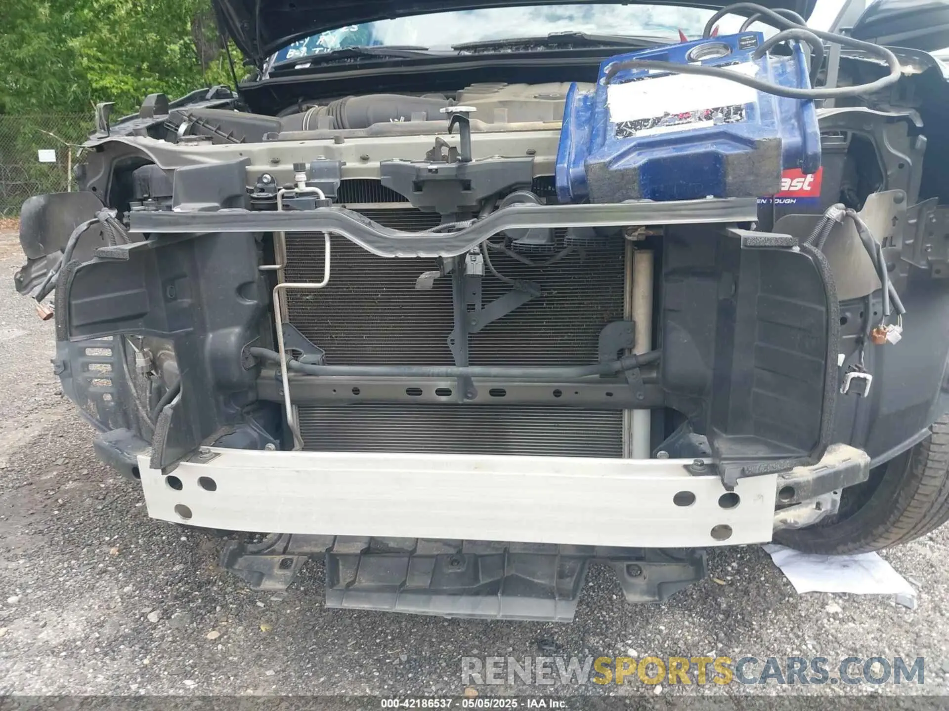 6 Photograph of a damaged car JTEEU5JR0N5257119 TOYOTA 4RUNNER 2022
