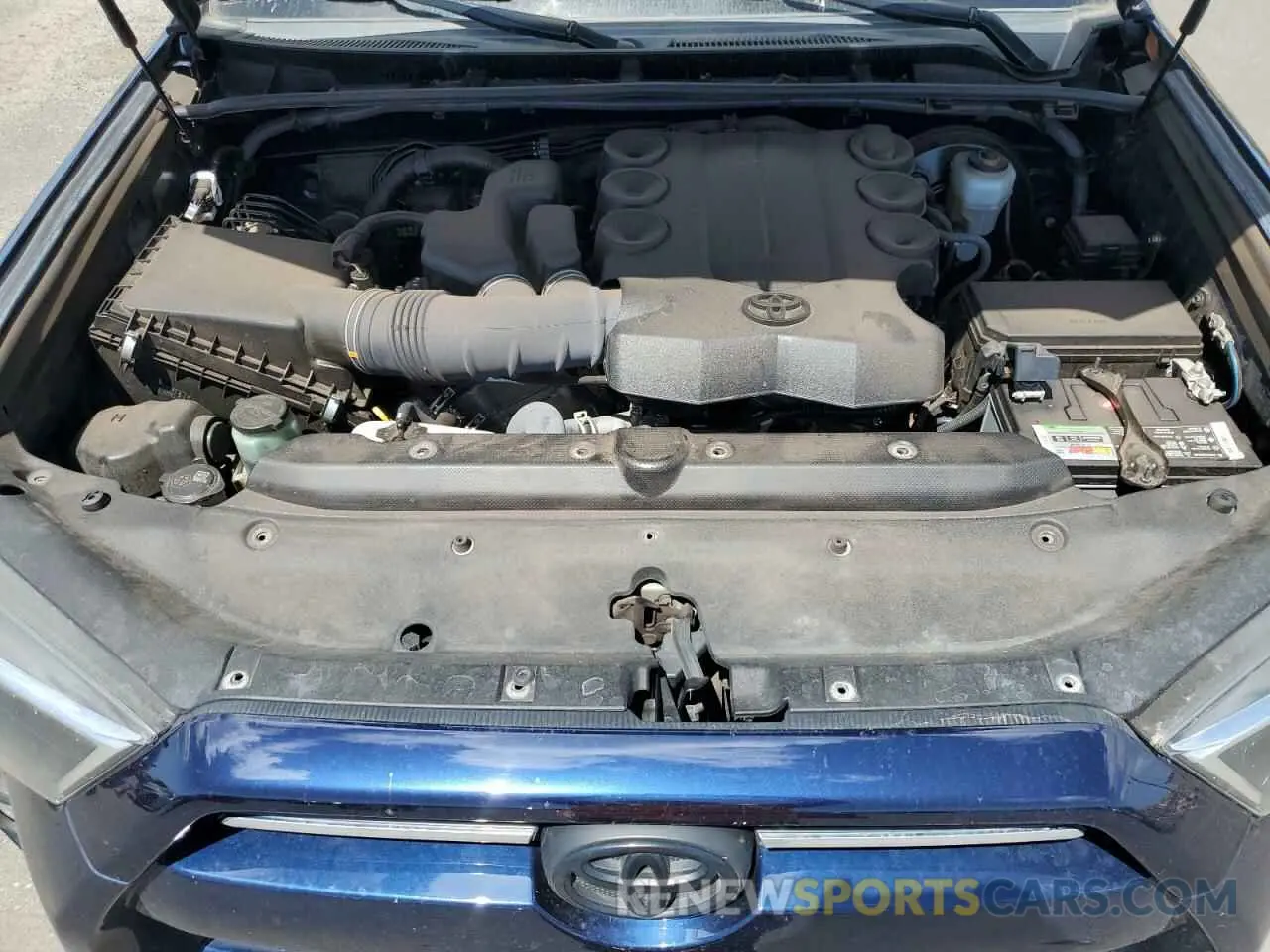 12 Фотография поврежденного автомобиля JTEEU5JR0N5260537 TOYOTA 4RUNNER 2022