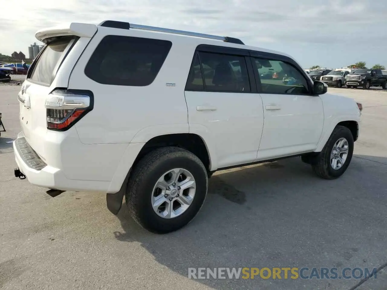 3 Фотография поврежденного автомобиля JTEEU5JR3N5259981 TOYOTA 4RUNNER 2022