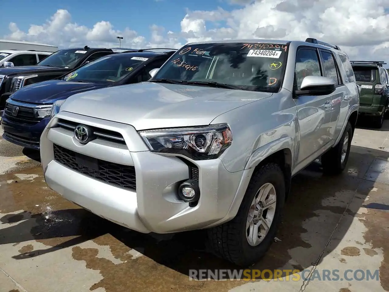 1 Photograph of a damaged car JTEEU5JR6N5271171 TOYOTA 4RUNNER 2022