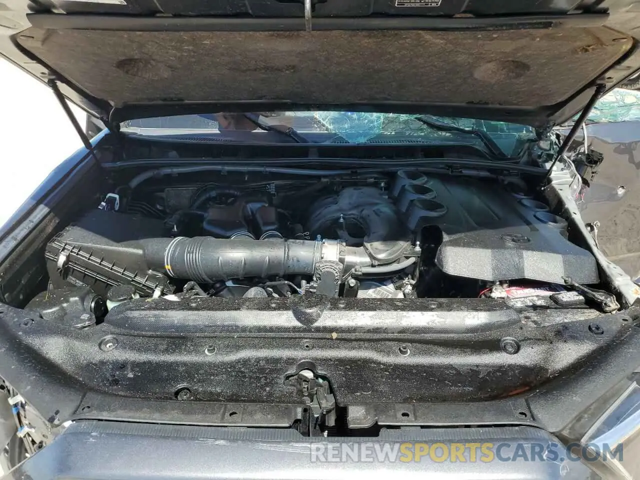 12 Photograph of a damaged car JTEEU5JR6N5276757 TOYOTA 4RUNNER 2022