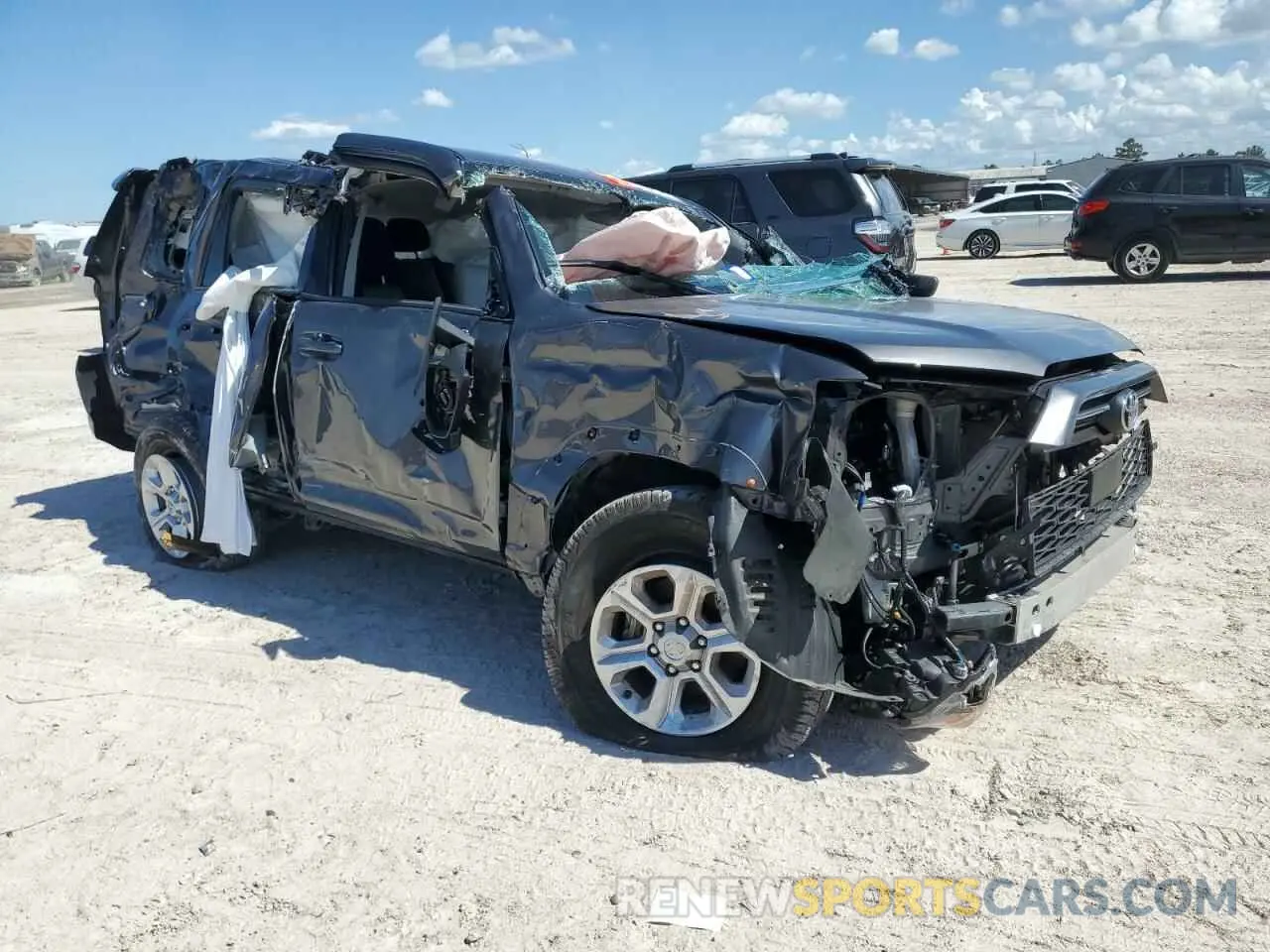 4 Photograph of a damaged car JTEEU5JR6N5276757 TOYOTA 4RUNNER 2022