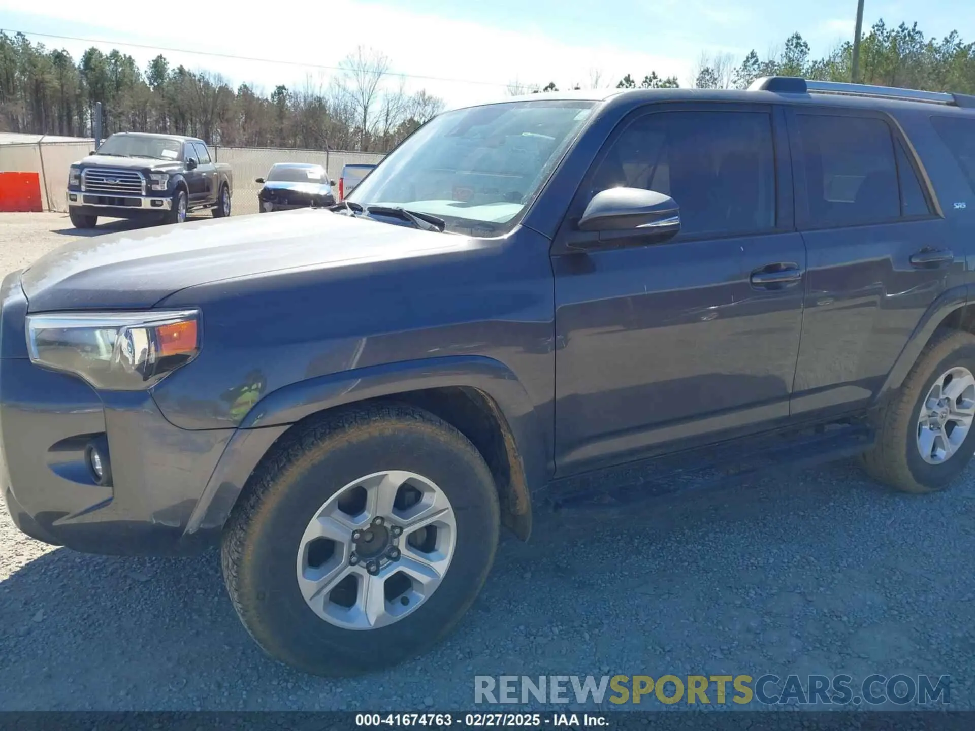 17 Фотография поврежденного автомобиля JTEFU5JR2N5269812 TOYOTA 4RUNNER 2022