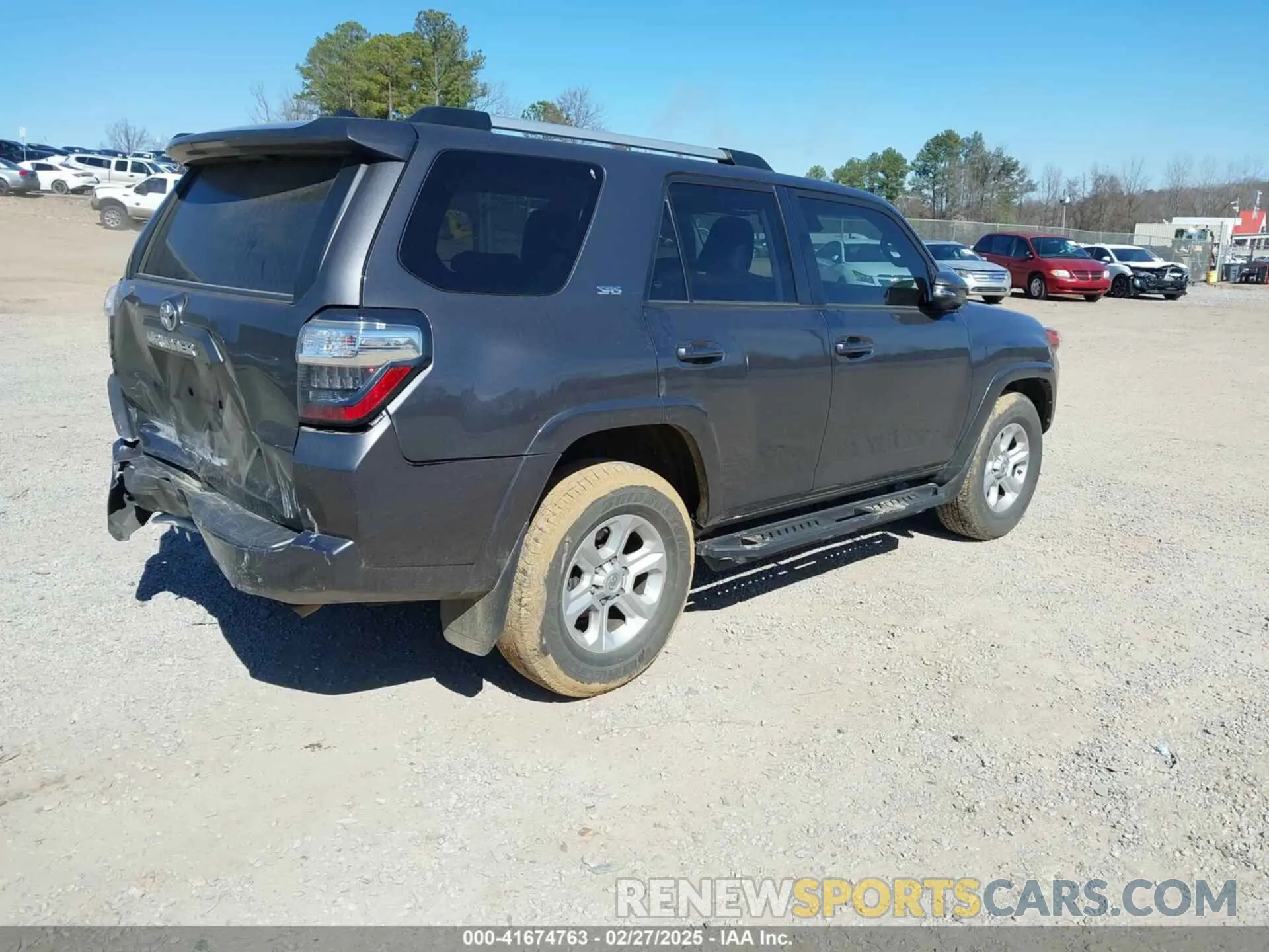 4 Фотография поврежденного автомобиля JTEFU5JR2N5269812 TOYOTA 4RUNNER 2022
