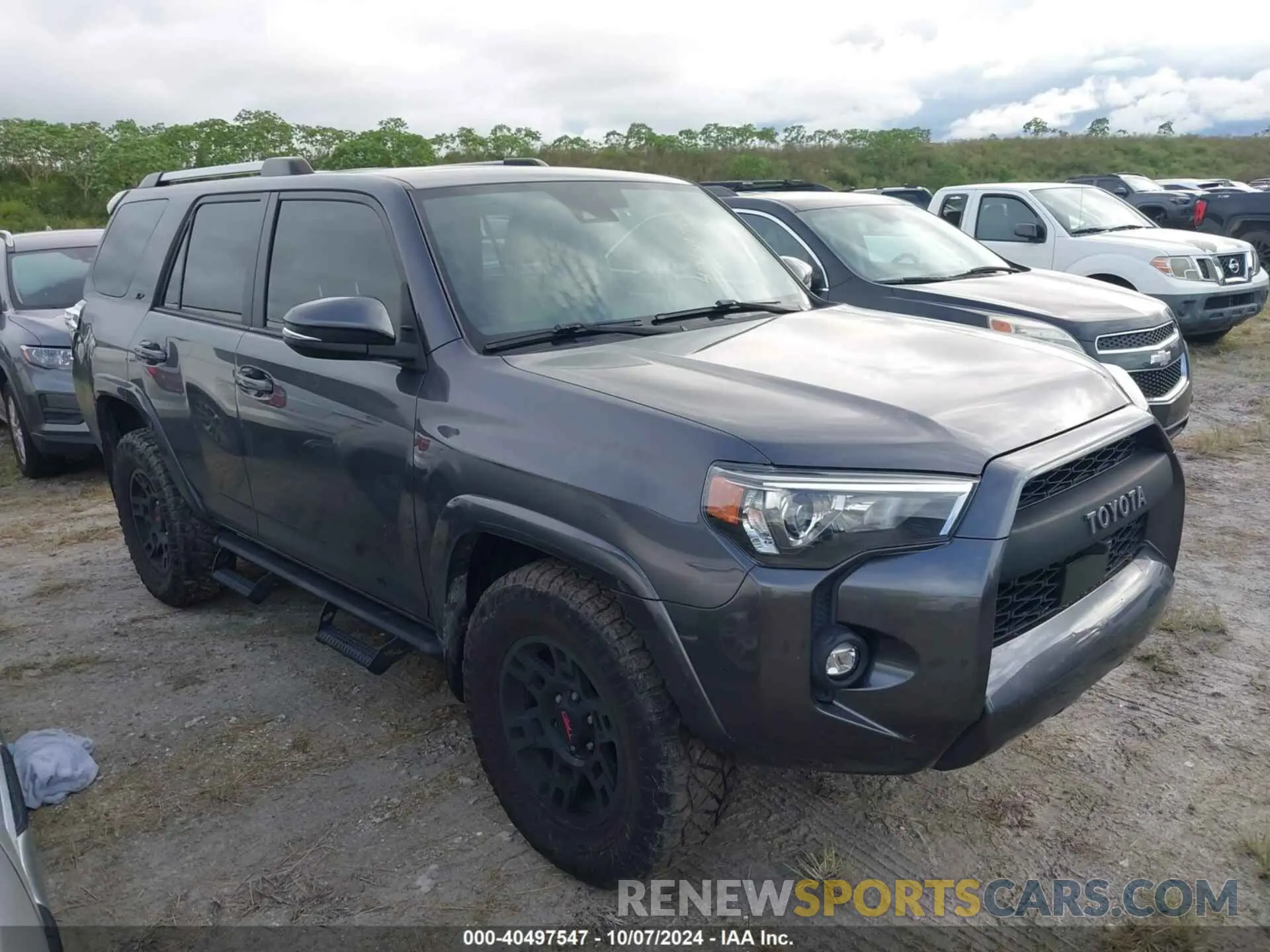 1 Фотография поврежденного автомобиля JTEFU5JR7N5262709 TOYOTA 4RUNNER 2022