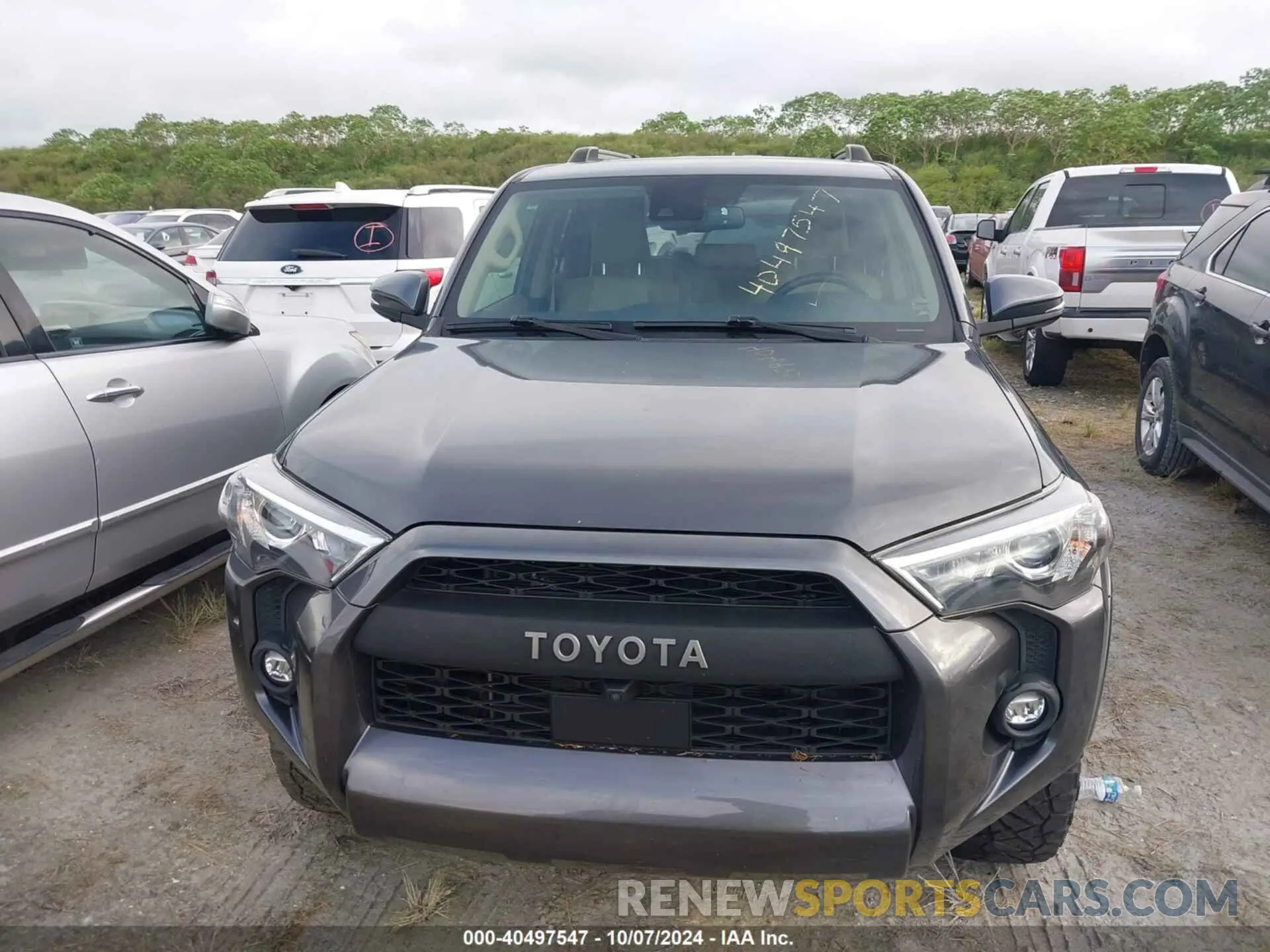 12 Фотография поврежденного автомобиля JTEFU5JR7N5262709 TOYOTA 4RUNNER 2022