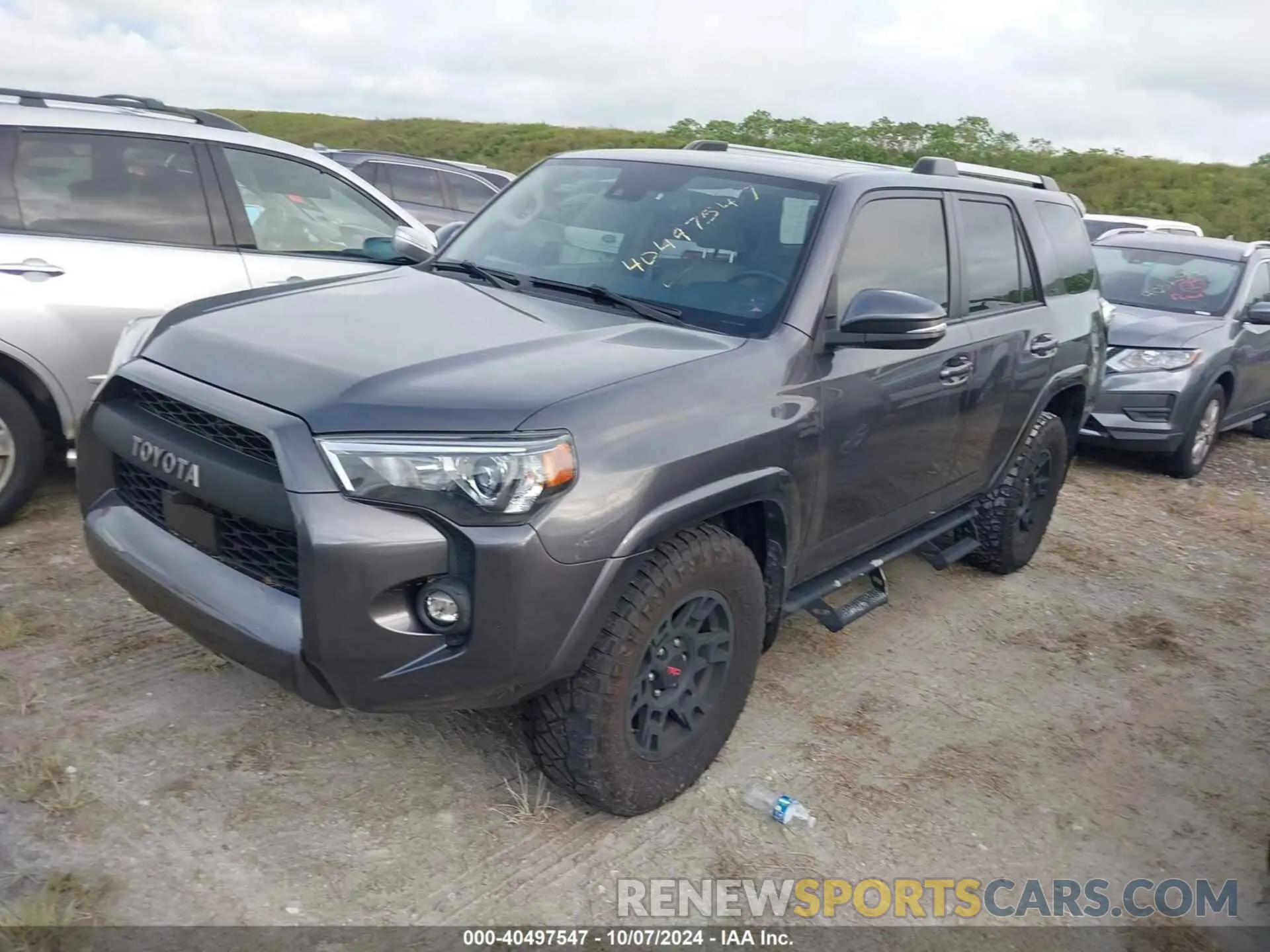 2 Фотография поврежденного автомобиля JTEFU5JR7N5262709 TOYOTA 4RUNNER 2022