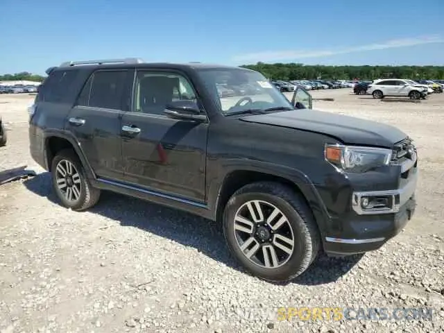 4 Photograph of a damaged car JTEKU5JR7N6009592 TOYOTA 4RUNNER 2022