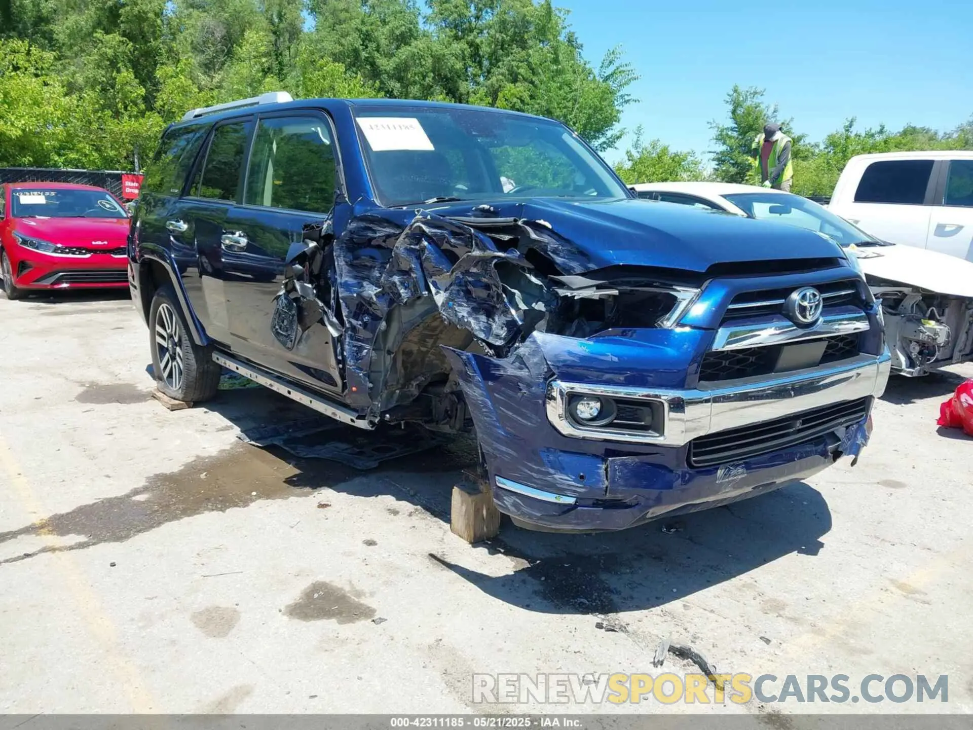 1 Фотография поврежденного автомобиля JTEKU5JR8N5983832 TOYOTA 4RUNNER 2022