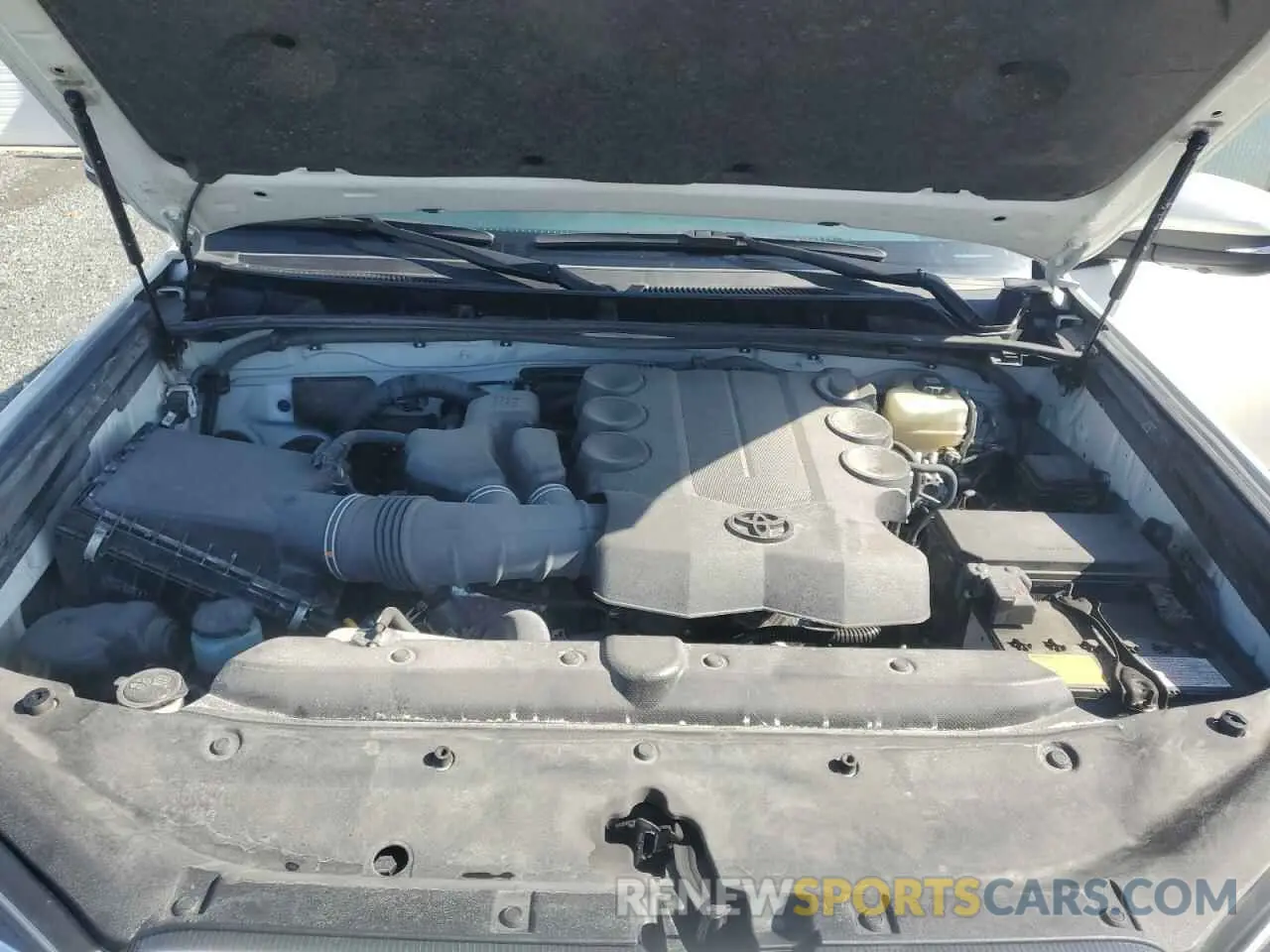 12 Фотография поврежденного автомобиля JTEKU5JR8N6065556 TOYOTA 4RUNNER 2022