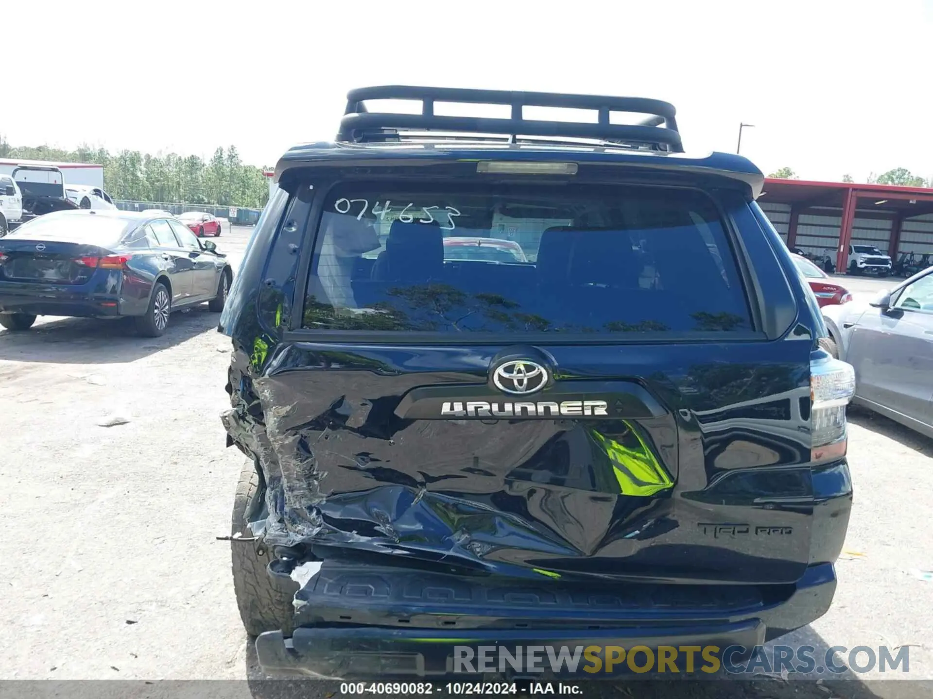 15 Фотография поврежденного автомобиля JTELU5JR1N5974653 TOYOTA 4RUNNER 2022
