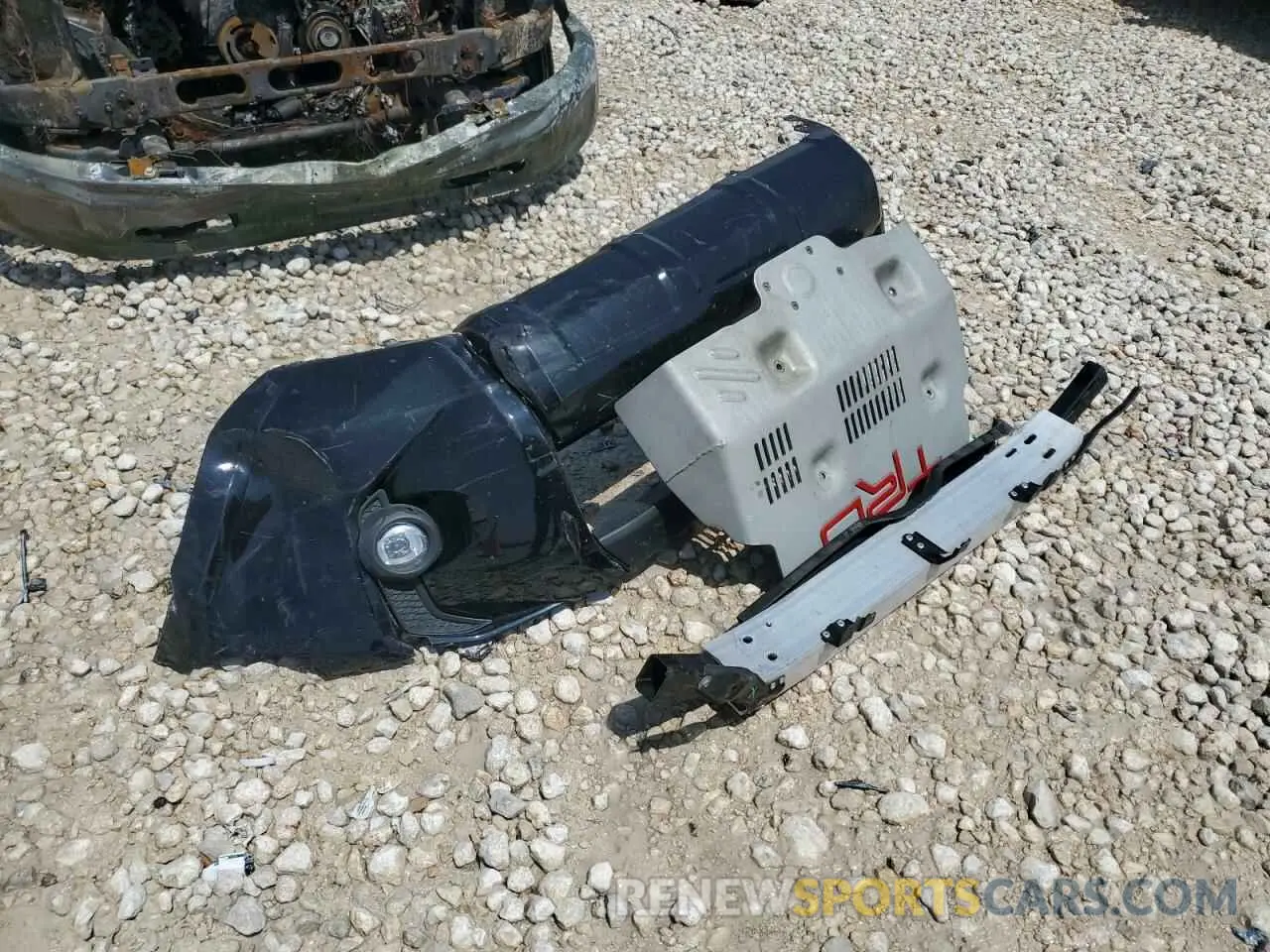 13 Фотография поврежденного автомобиля JTELU5JR2N6004630 TOYOTA 4RUNNER 2022