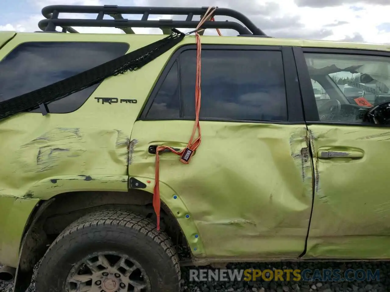 11 Фотография поврежденного автомобиля JTELU5JR5N6084618 TOYOTA 4RUNNER 2022
