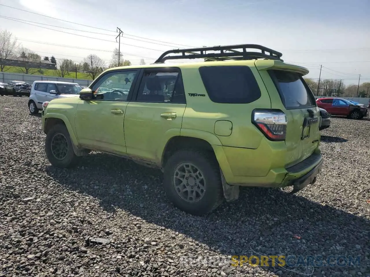 2 Фотография поврежденного автомобиля JTELU5JR5N6084618 TOYOTA 4RUNNER 2022
