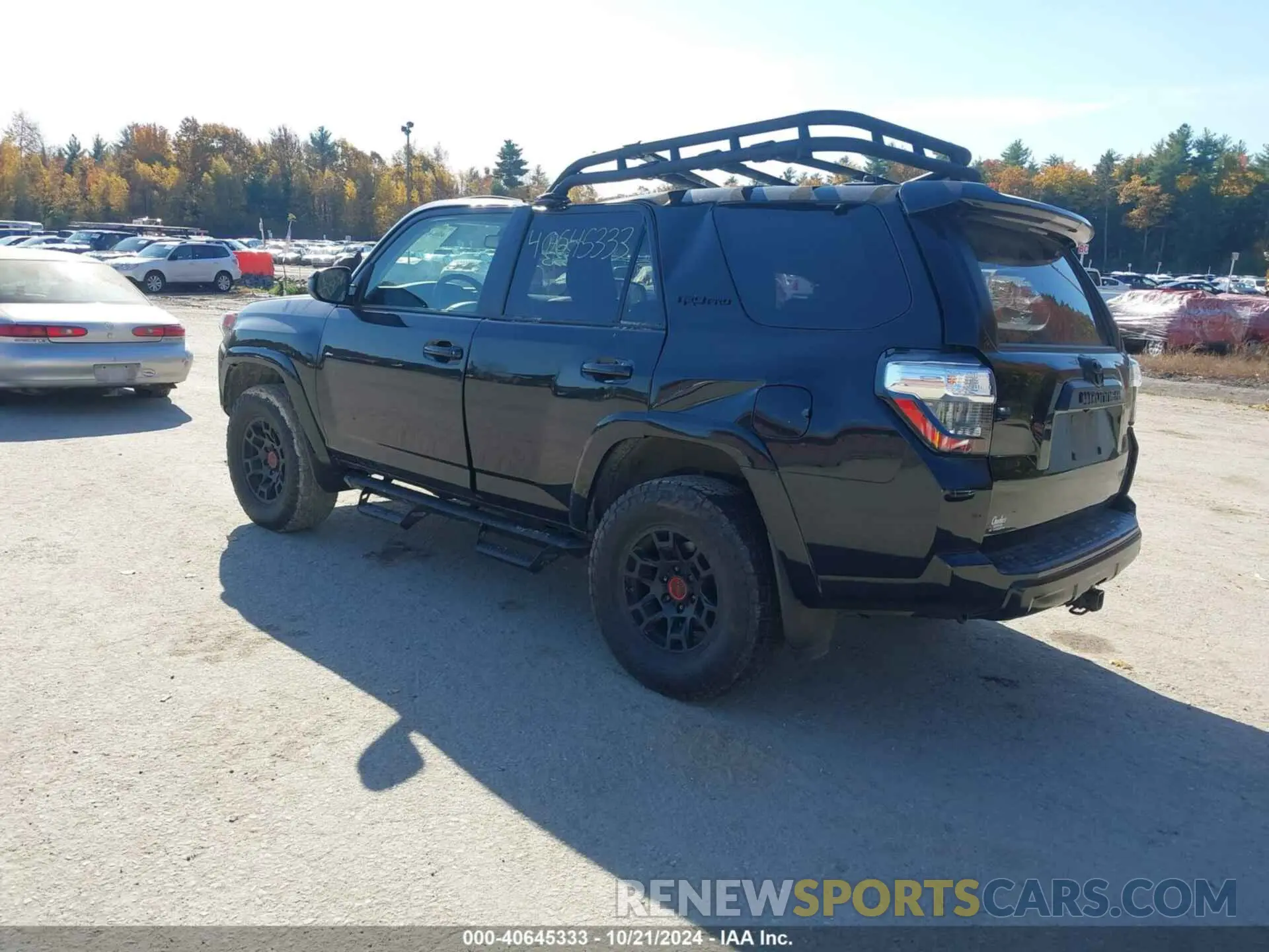 3 Фотография поврежденного автомобиля JTELU5JR7N6037476 TOYOTA 4RUNNER 2022