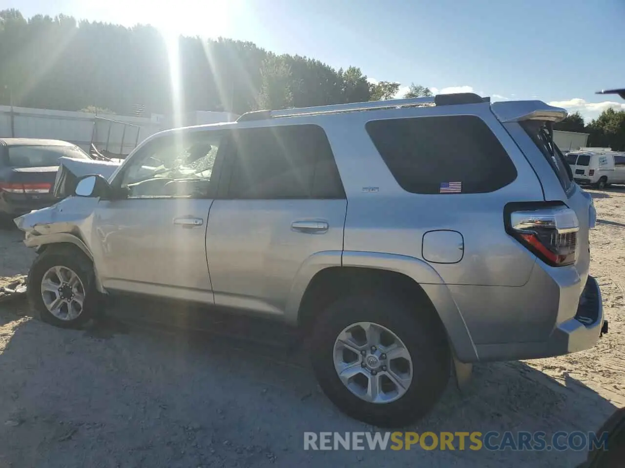 2 Photograph of a damaged car JTEMU5JR0N6063230 TOYOTA 4RUNNER 2022