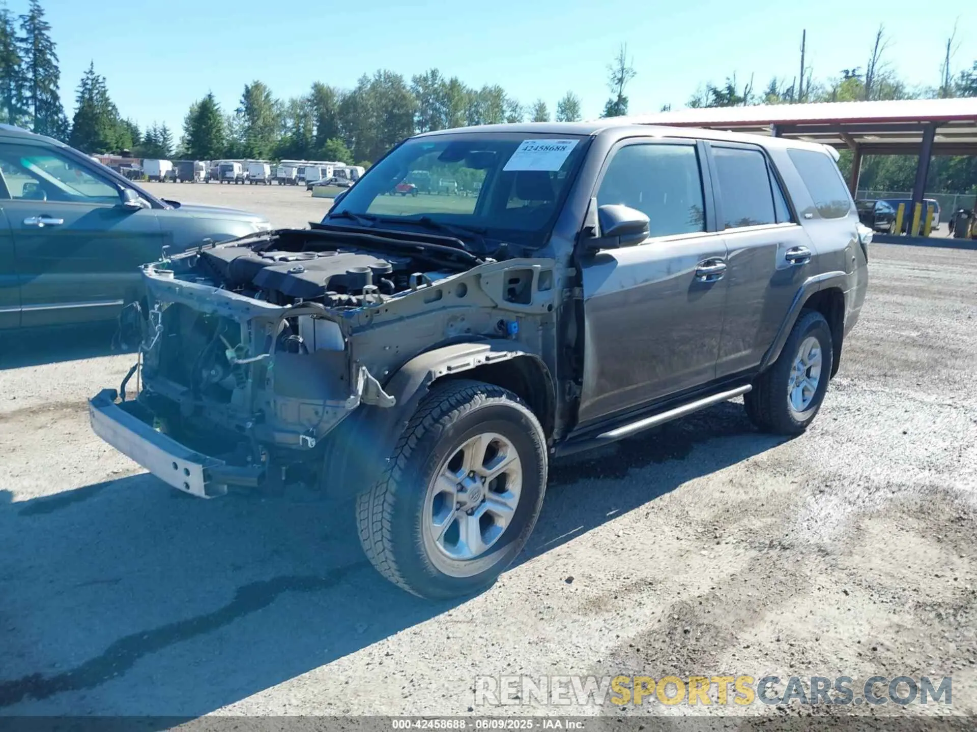 2 Photograph of a damaged car JTEMU5JR1N5980862 TOYOTA 4RUNNER 2022