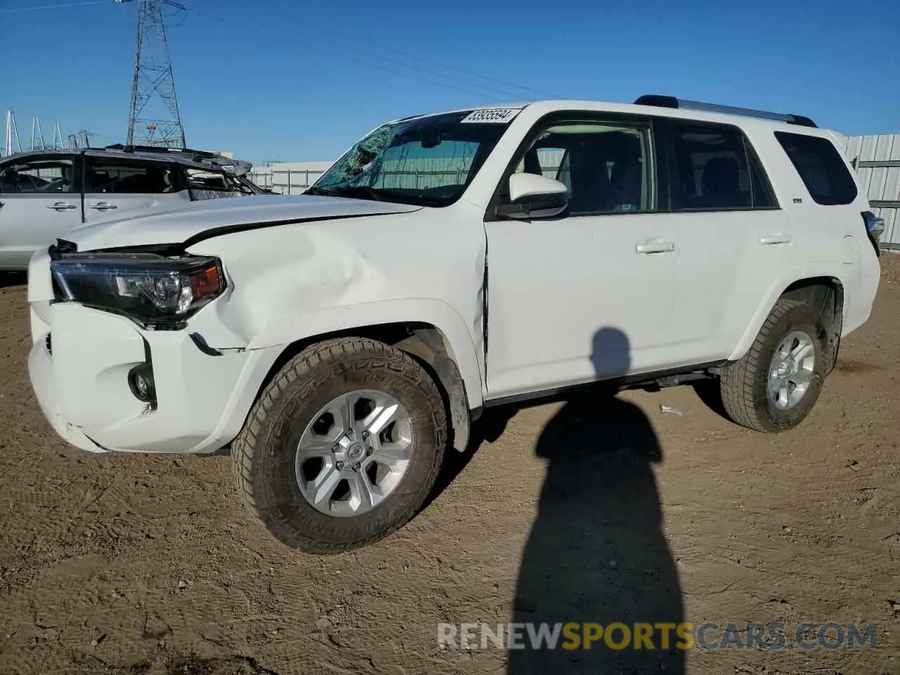 1 Photograph of a damaged car JTEMU5JR3N6036975 TOYOTA 4RUNNER 2022