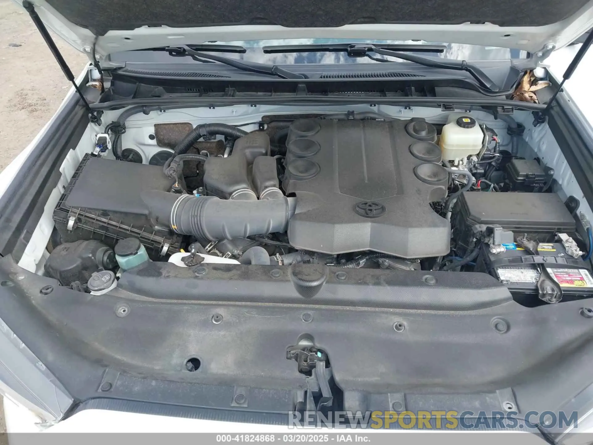 10 Фотография поврежденного автомобиля JTEMU5JR7N6028362 TOYOTA 4RUNNER 2022