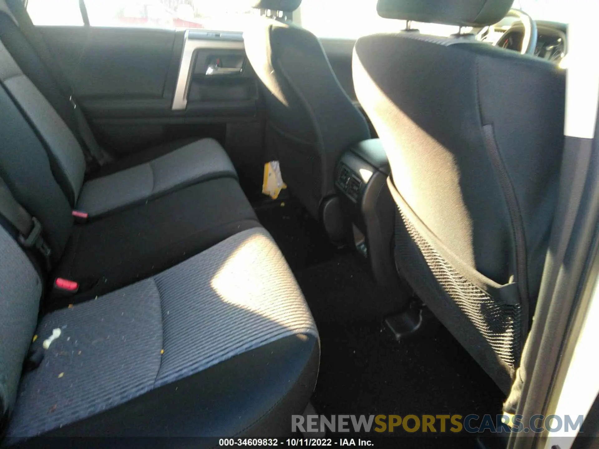 8 Фотография поврежденного автомобиля JTEMU5JR8N6021016 TOYOTA 4RUNNER 2022