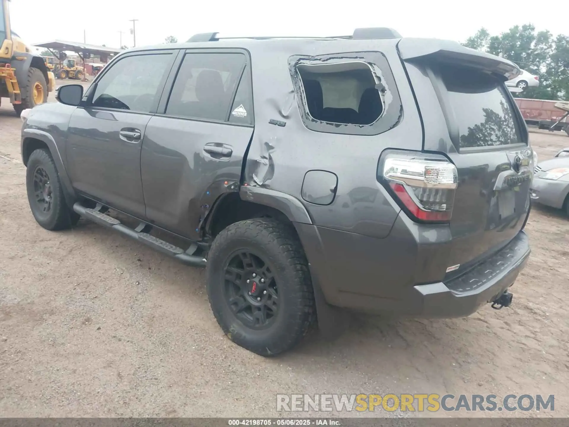 3 Фотография поврежденного автомобиля JTENU5JR0N5983420 TOYOTA 4RUNNER 2022