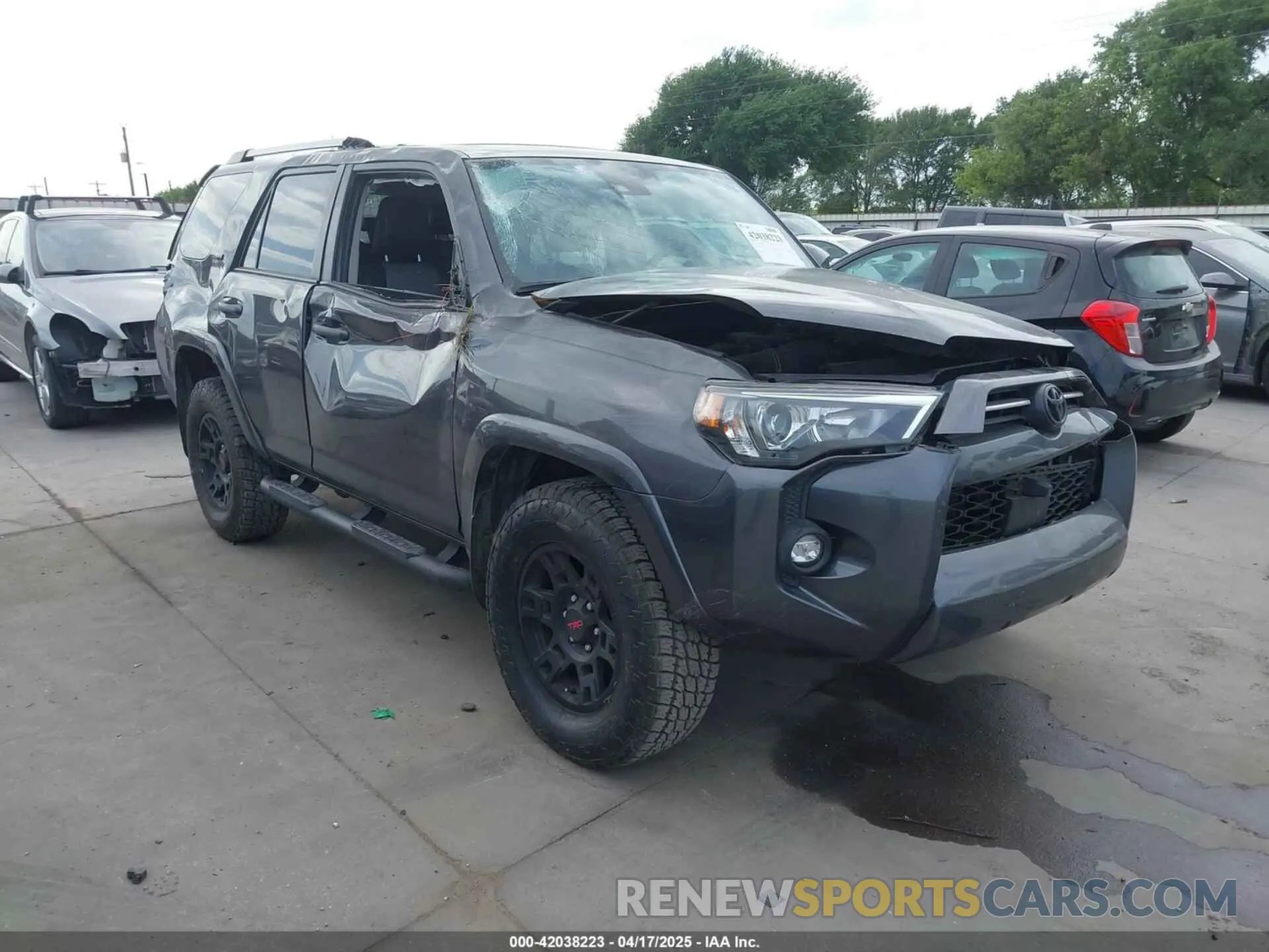 1 Фотография поврежденного автомобиля JTENU5JR0N6034346 TOYOTA 4RUNNER 2022